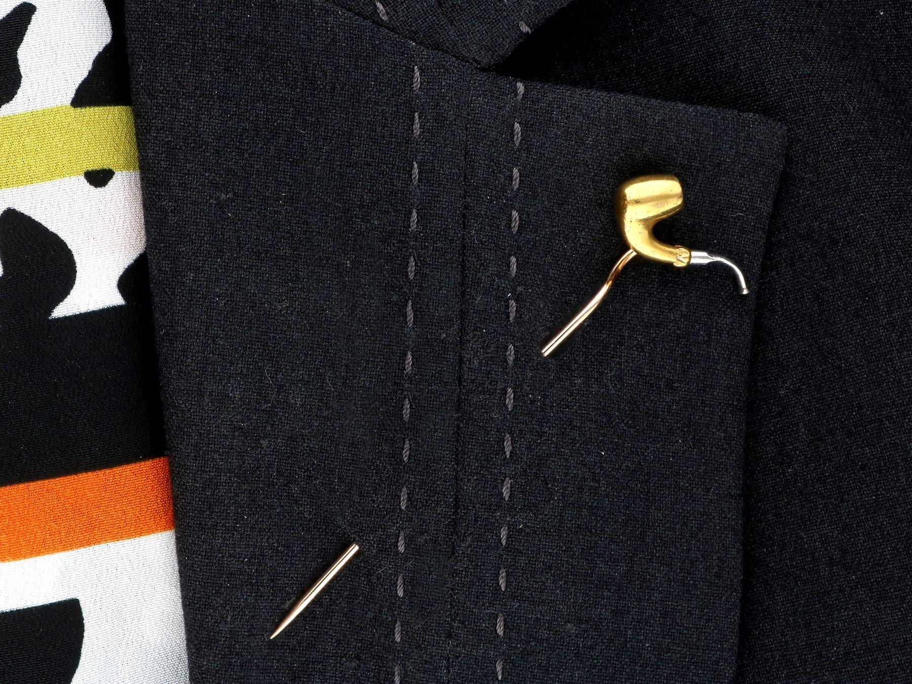 Antica spilla vittoriana in oro giallo e platino a forma di pipa in vendita 3