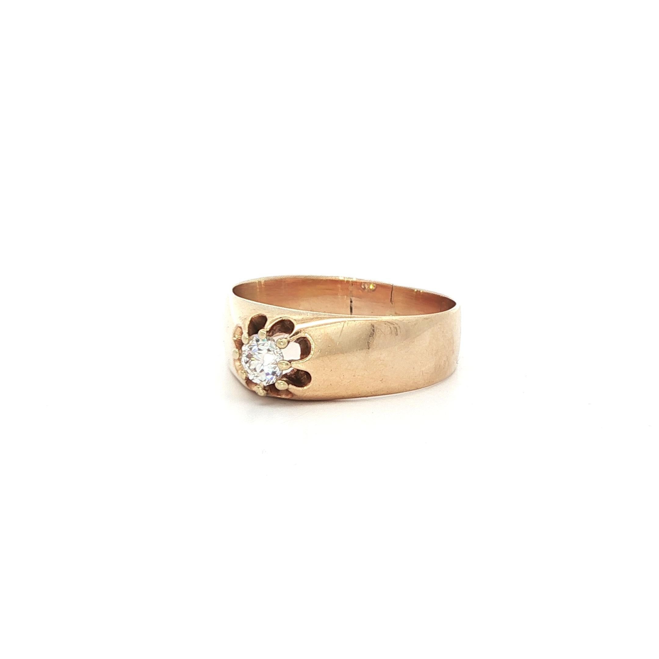 Victorien Ancienne bague victorienne en or jaune Belcher Solitaire 0.18ct Old European Diamond Ring en vente
