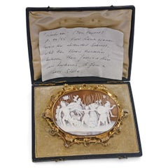 Antique Victorian Yellow Gold Intervention of the Sabine Women Cameo Brooch