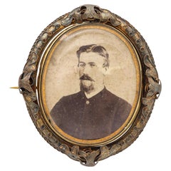 Antique Victorian Yellow Gold Portrait Mourning Brooch Antique Victorian Yellow Gold Portrait Mourning Brooch