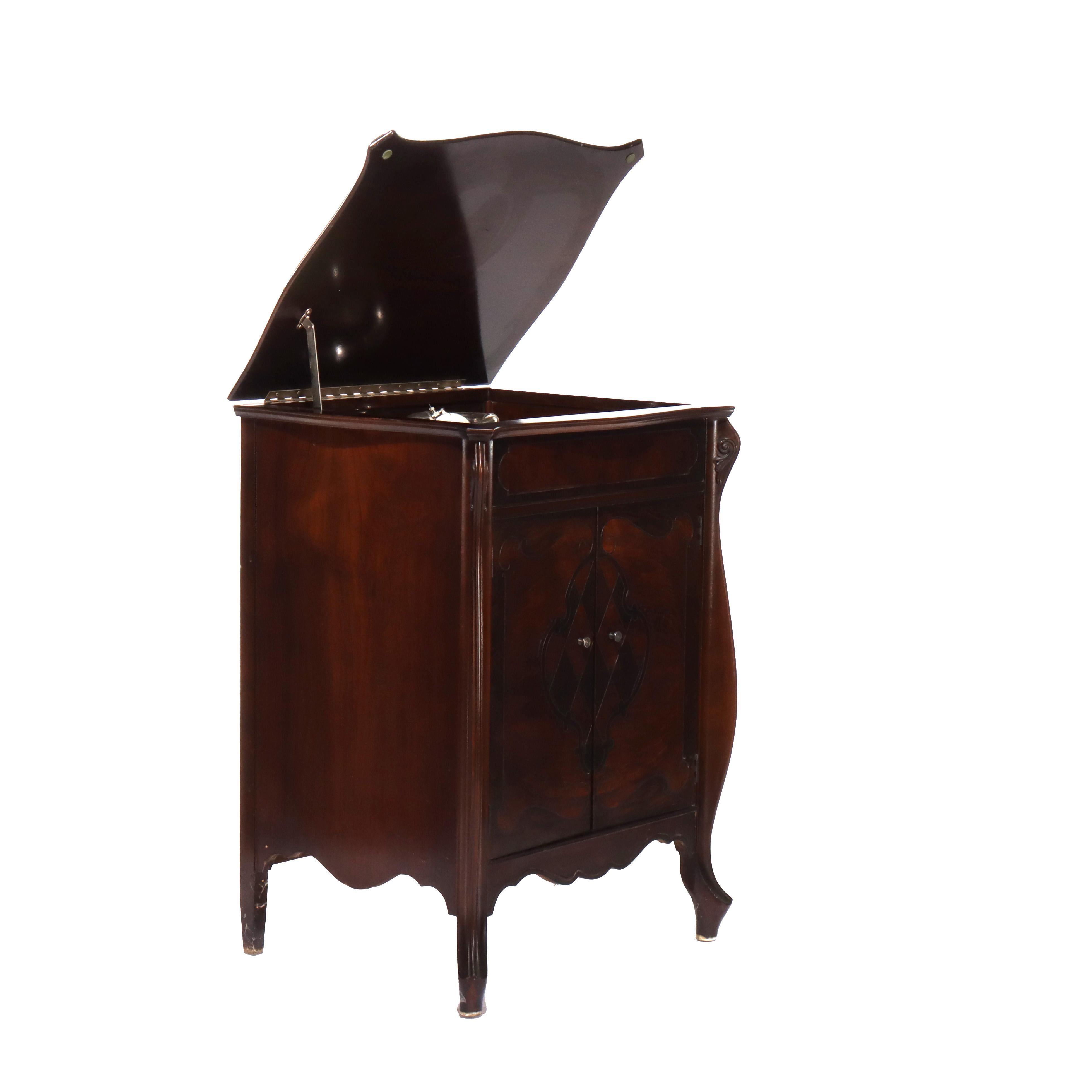 20th Century Antique Victrola Silvertone Tru-Phonic Mahogany Phonograph C1920 For Sale
