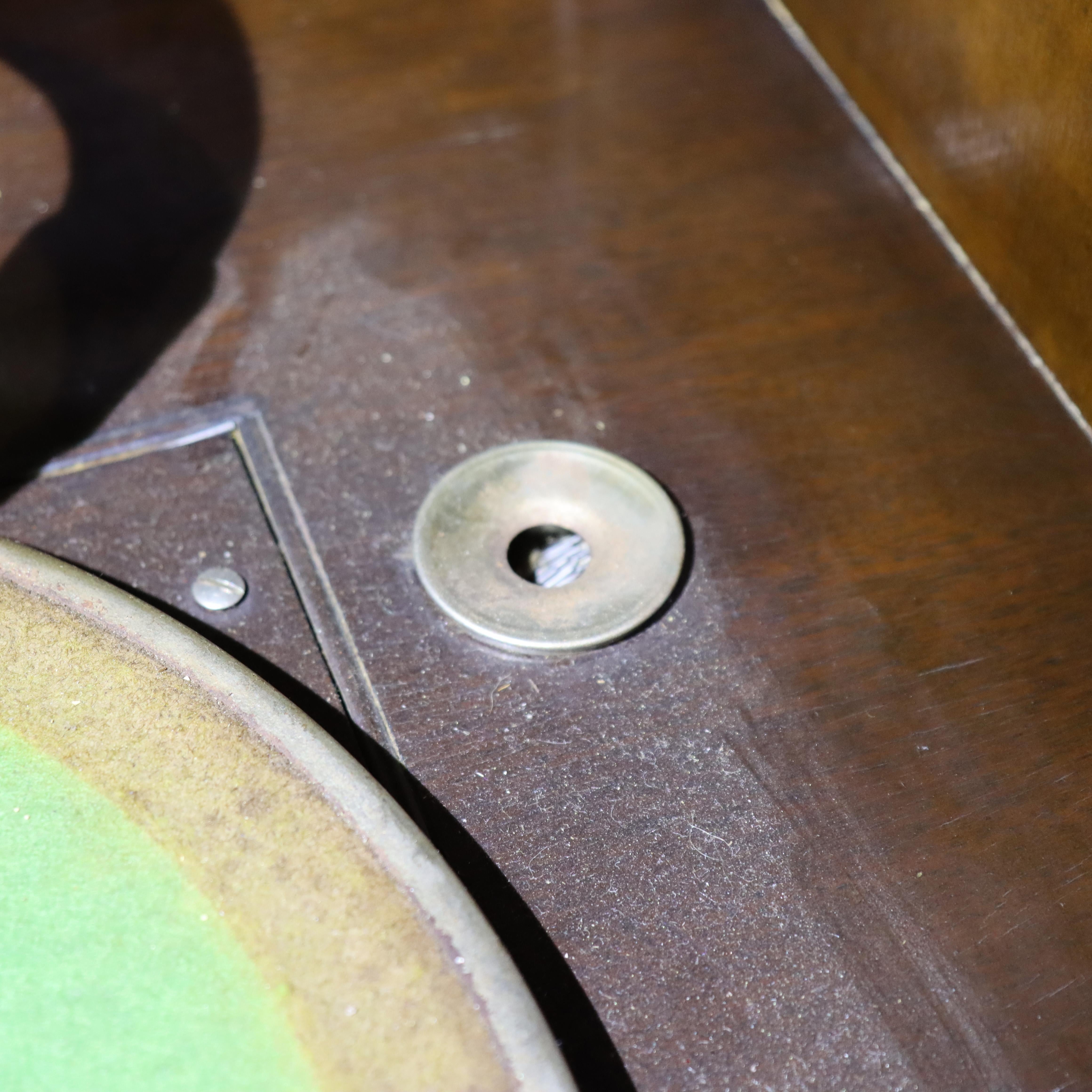 Antique Victrola Silvertone Tru-Phonic Mahogany Phonograph C1920 For Sale 3