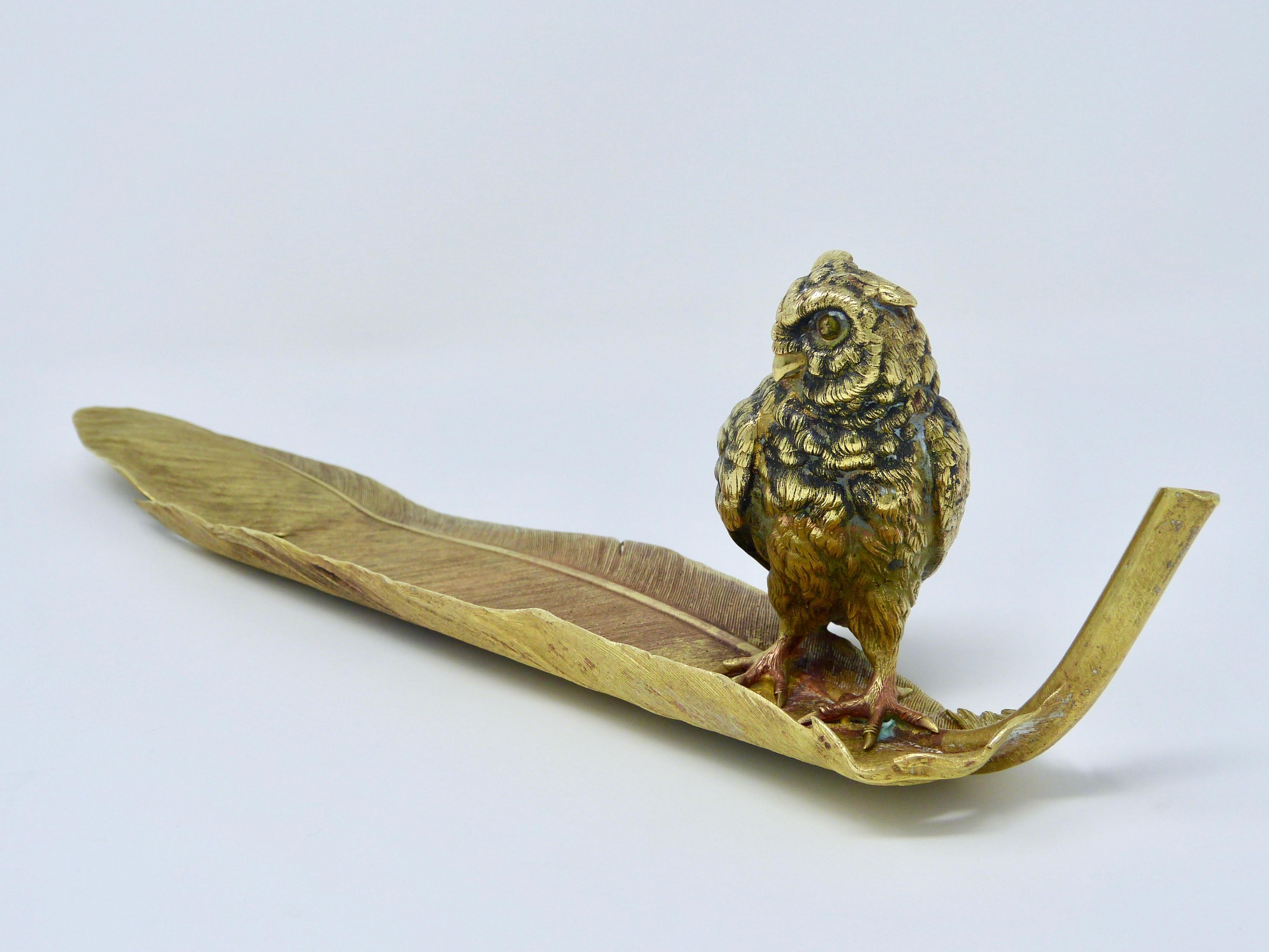 Patinated Antique Vienna Bronze Owl on a Feather Pen Rest Signed Geschützt, circa 1900 For Sale
