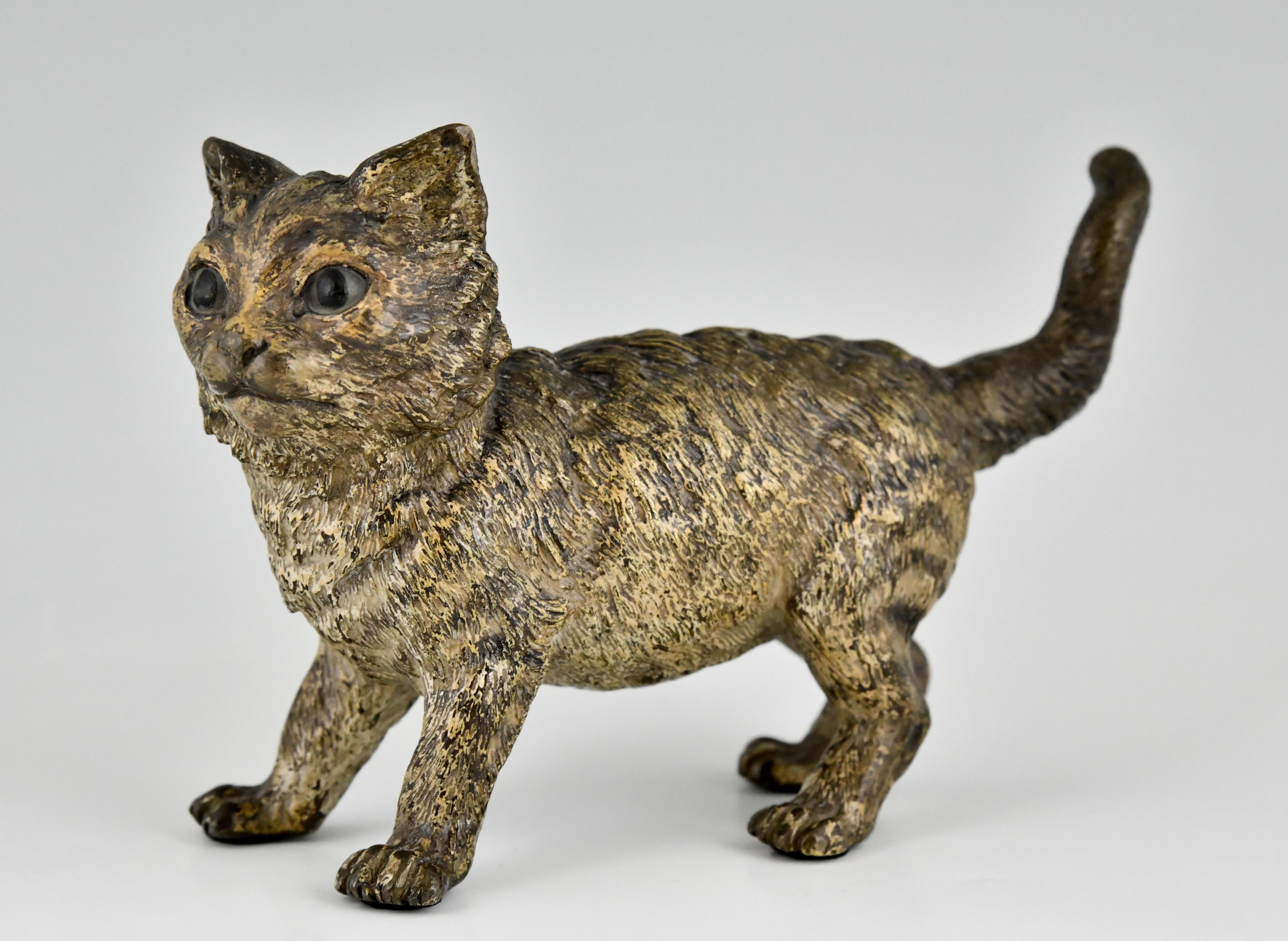 Antike Wiener Bronzeskulptur einer Katze von Bergman, Österreich, ca. 1900 (Art nouveau) im Angebot