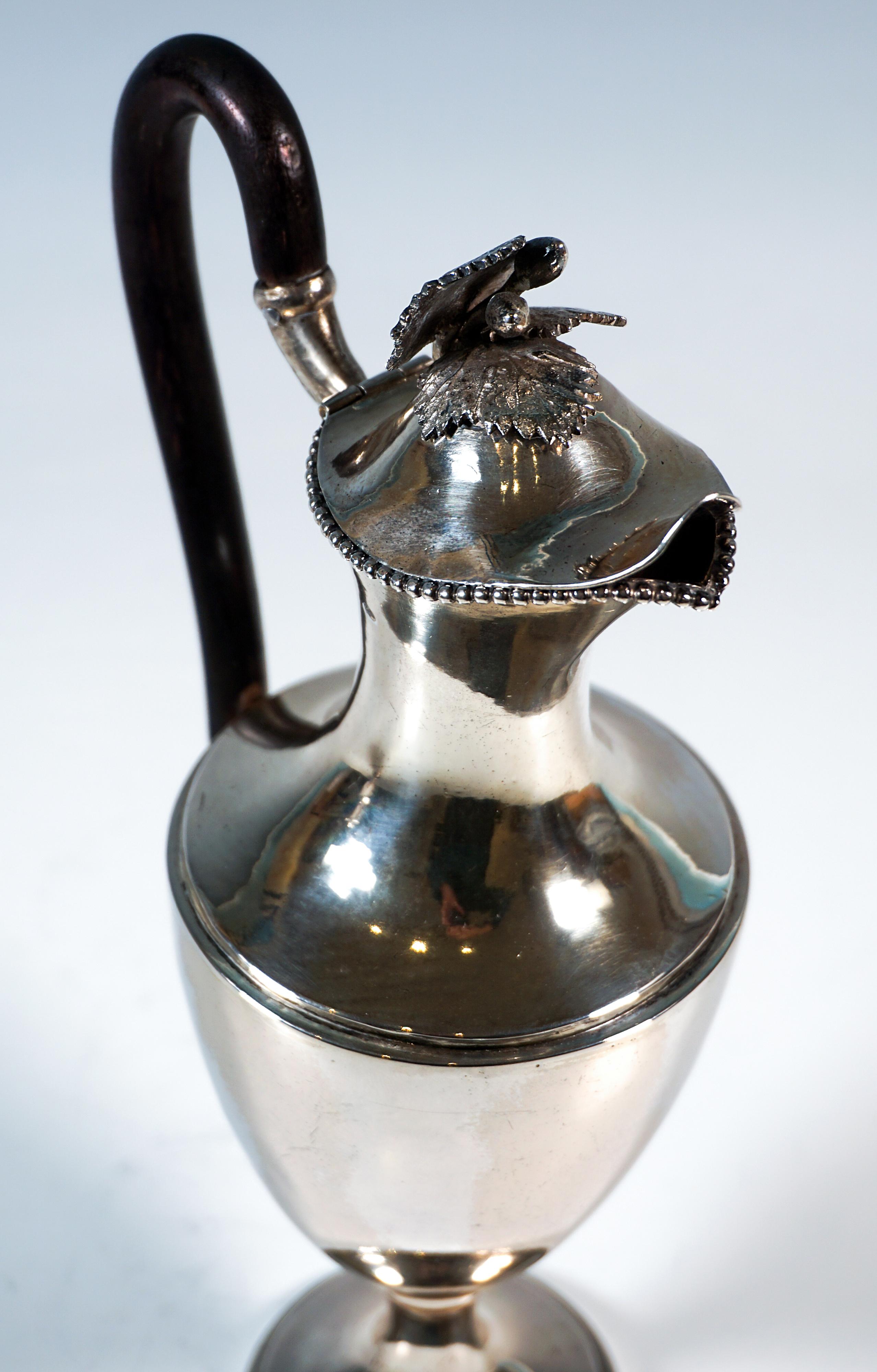 Argent Ancienne cruche à couvercle en argent de l'Empire de Vienne avec anse, Anton Kilitzky, 1806 en vente