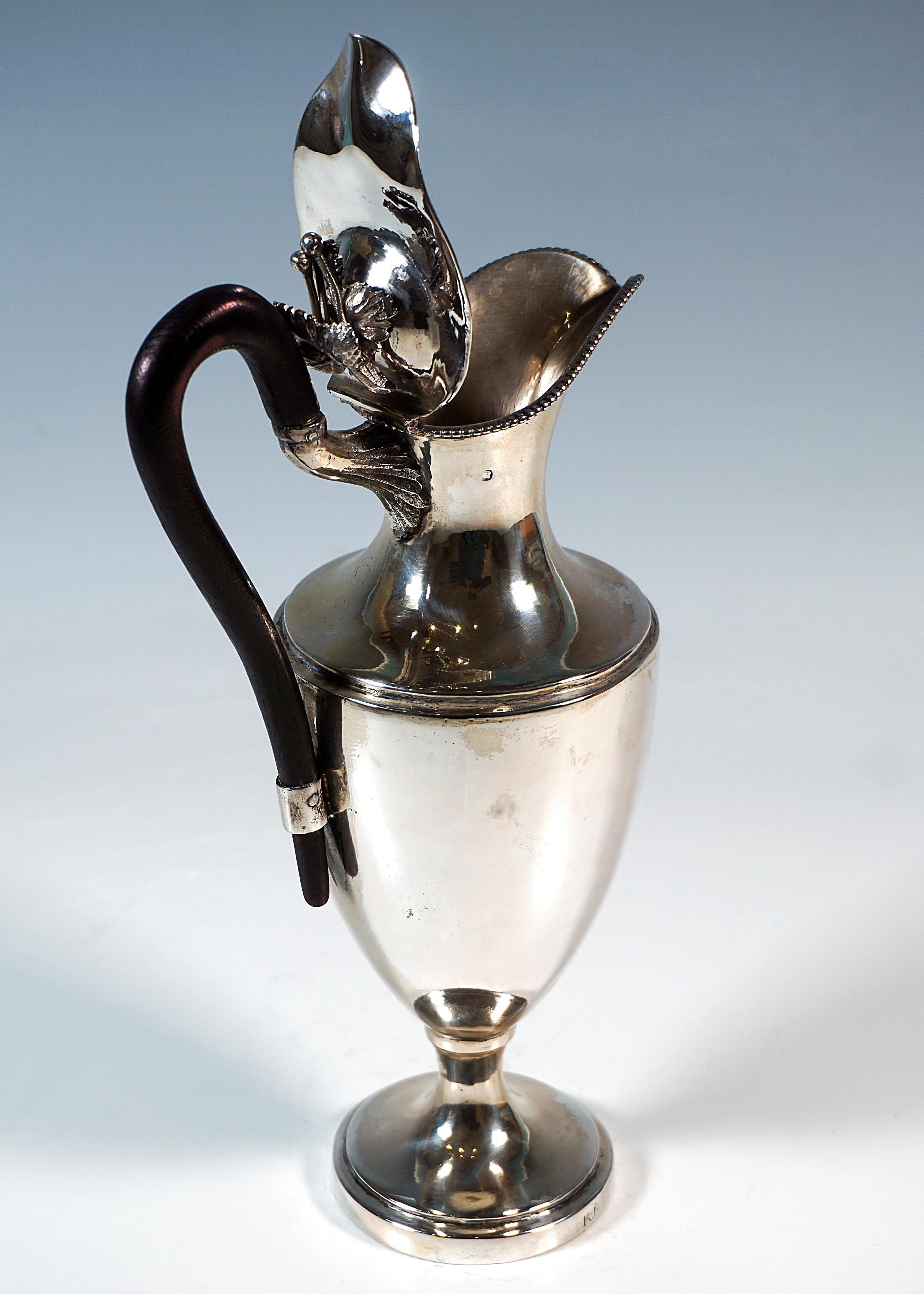 Fait main Ancienne cruche à couvercle en argent de l'Empire de Vienne avec anse, par Ignatius Haller, 1803 en vente