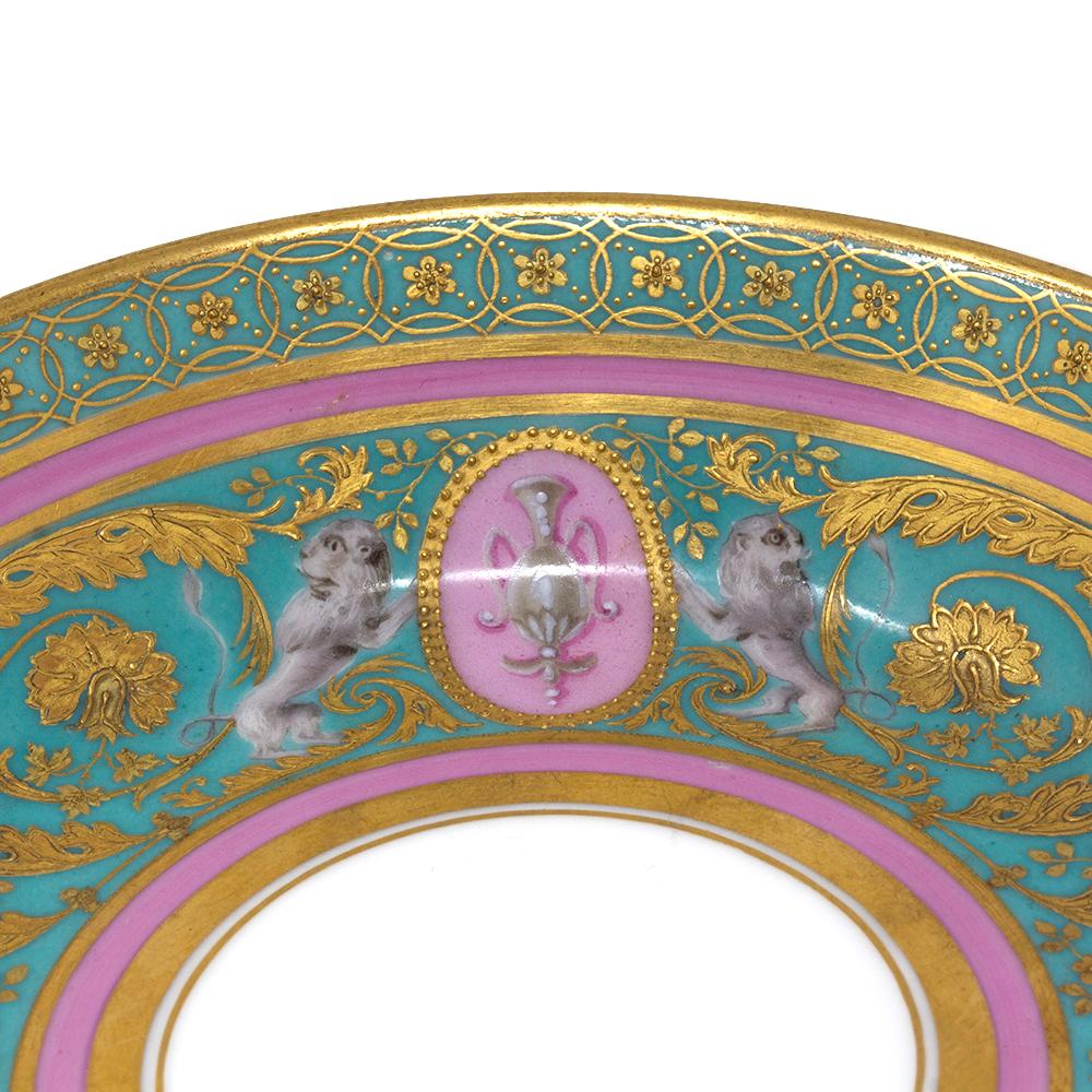 Tazza e piattino antichi in porcellana di Vienna in vendita 10