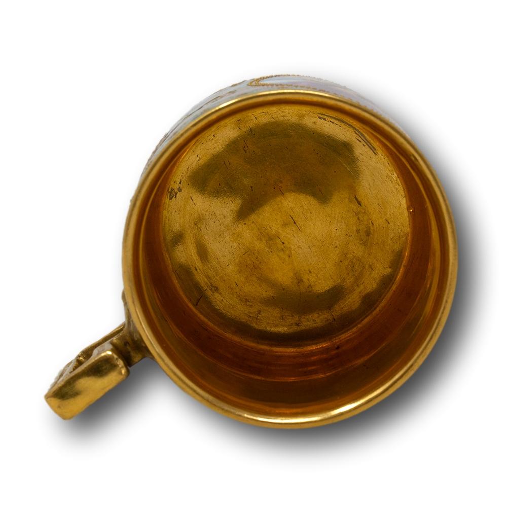XIX secolo Tazza e piattino antichi in porcellana di Vienna in vendita