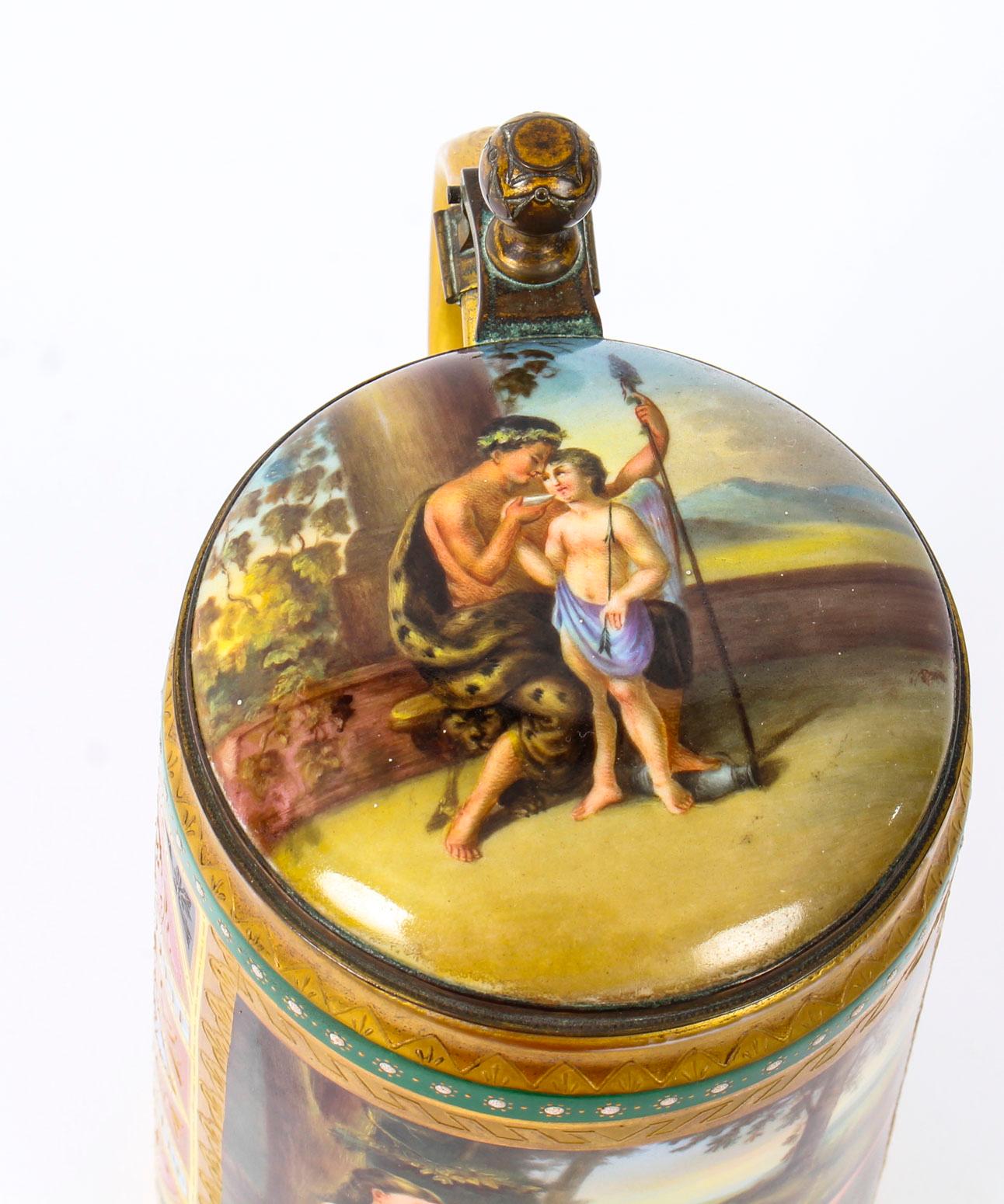 Antique Vienna Porcelain Lidded Tankard with Amor and Psyche, 19th Century 4