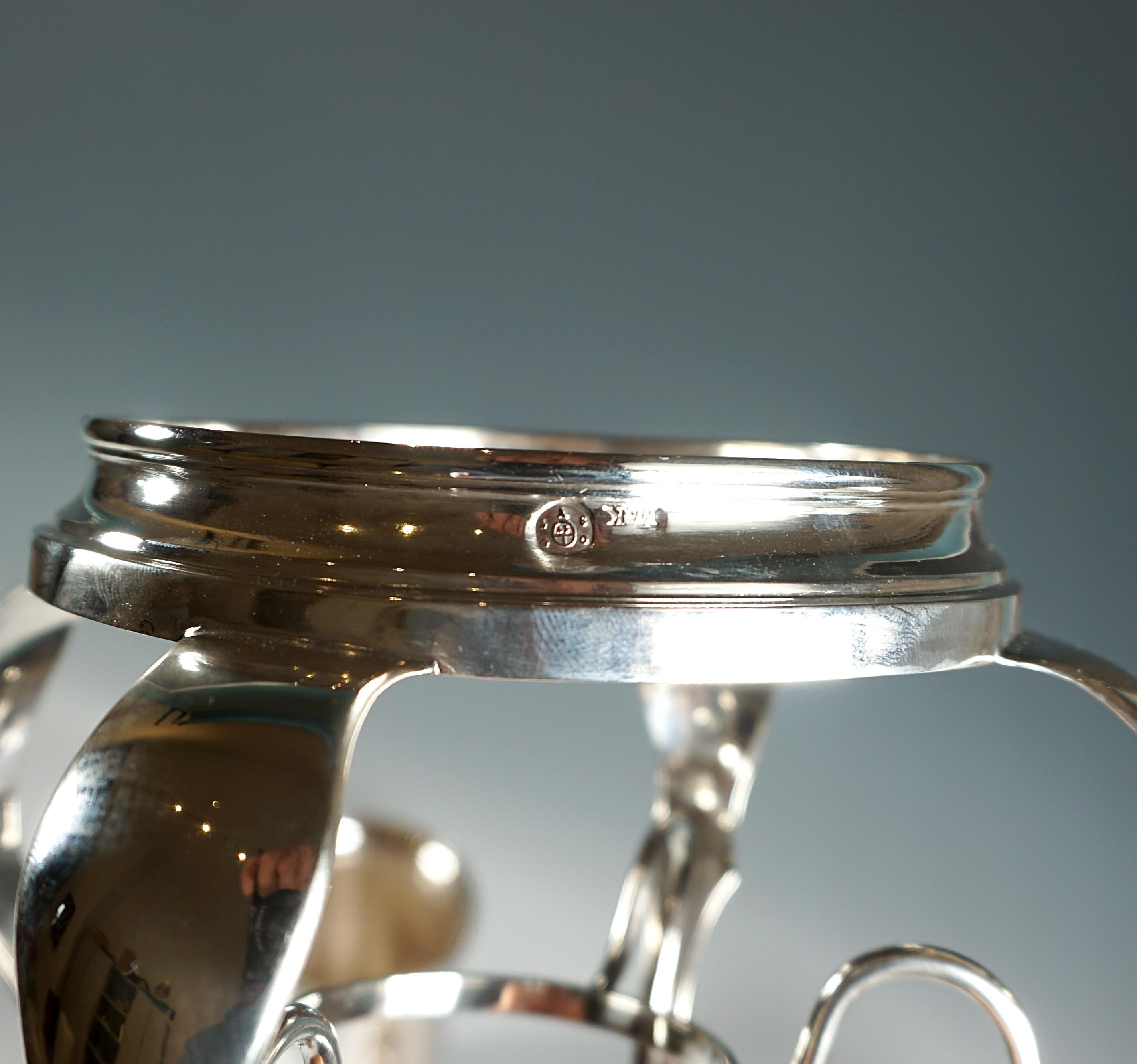 Antiguo samowar vienés de plata con quemador de Mayerhofer & Klinkosch, fechado en 1840 Silver en venta