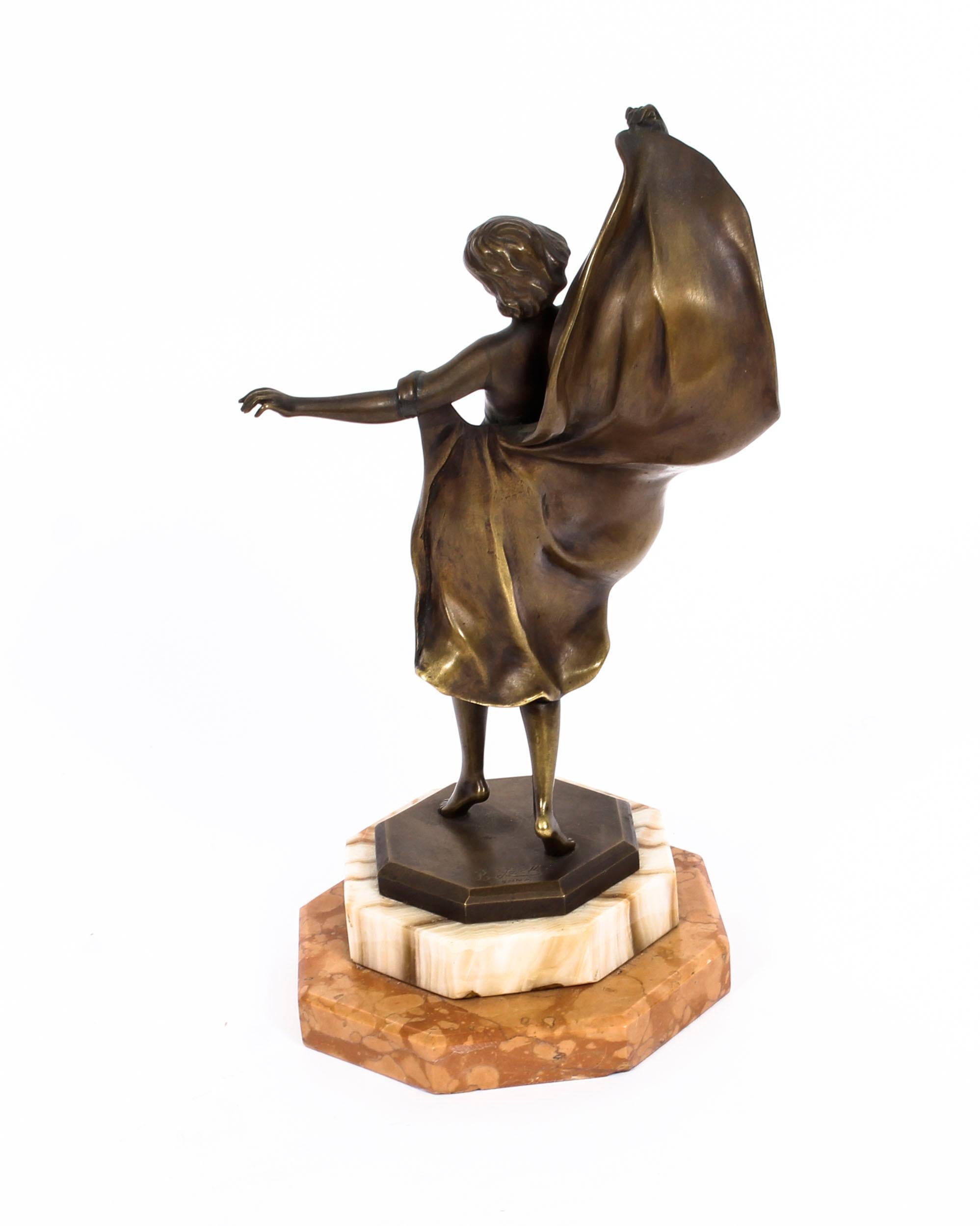 Antique Viennese Art Deco Bronze of Female Dancer by Bruno Zach, 1920s In Good Condition In London, GB