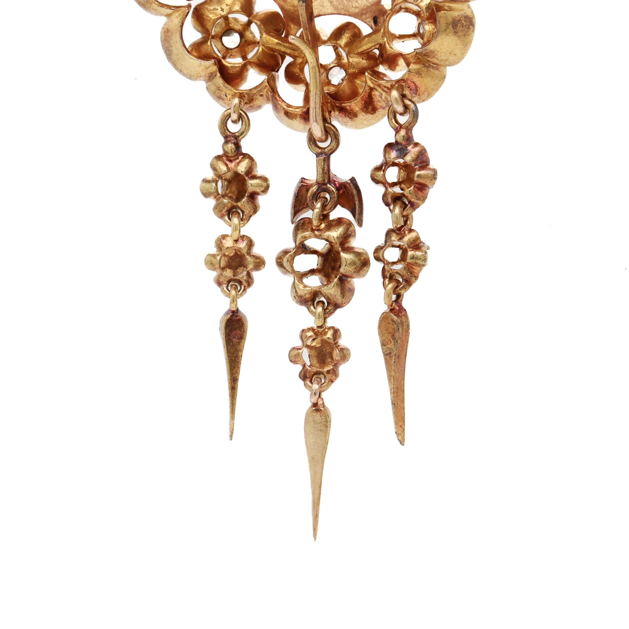Antique Viennese Austrian 14K Gold & Natural Diamond Floral Brooch / Pendant For Sale 4