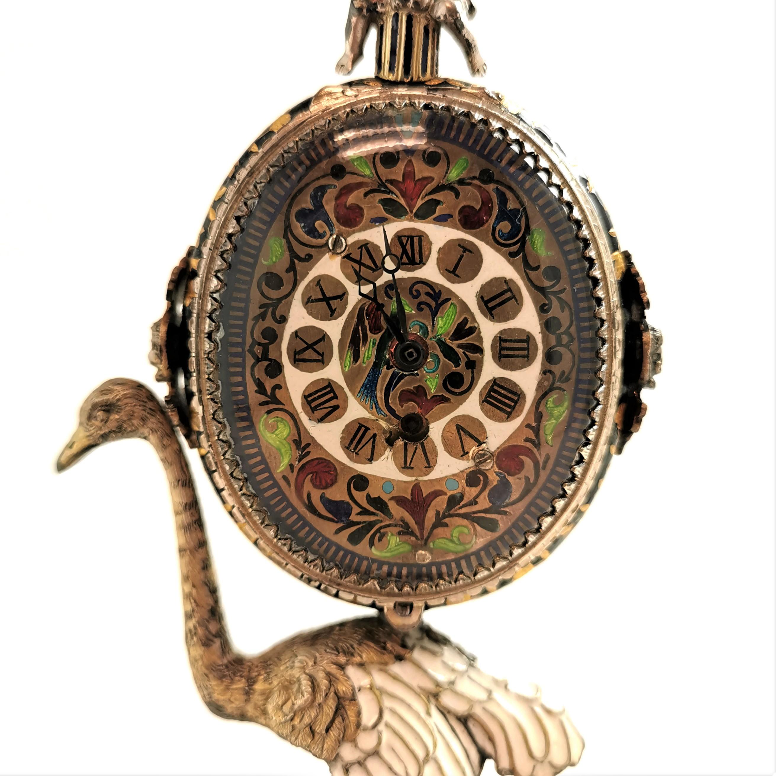 Antike Wiener Emaille und Silber vergoldete Uhr Österreich um 1870 Vogel Strauß (Österreichisch) im Angebot