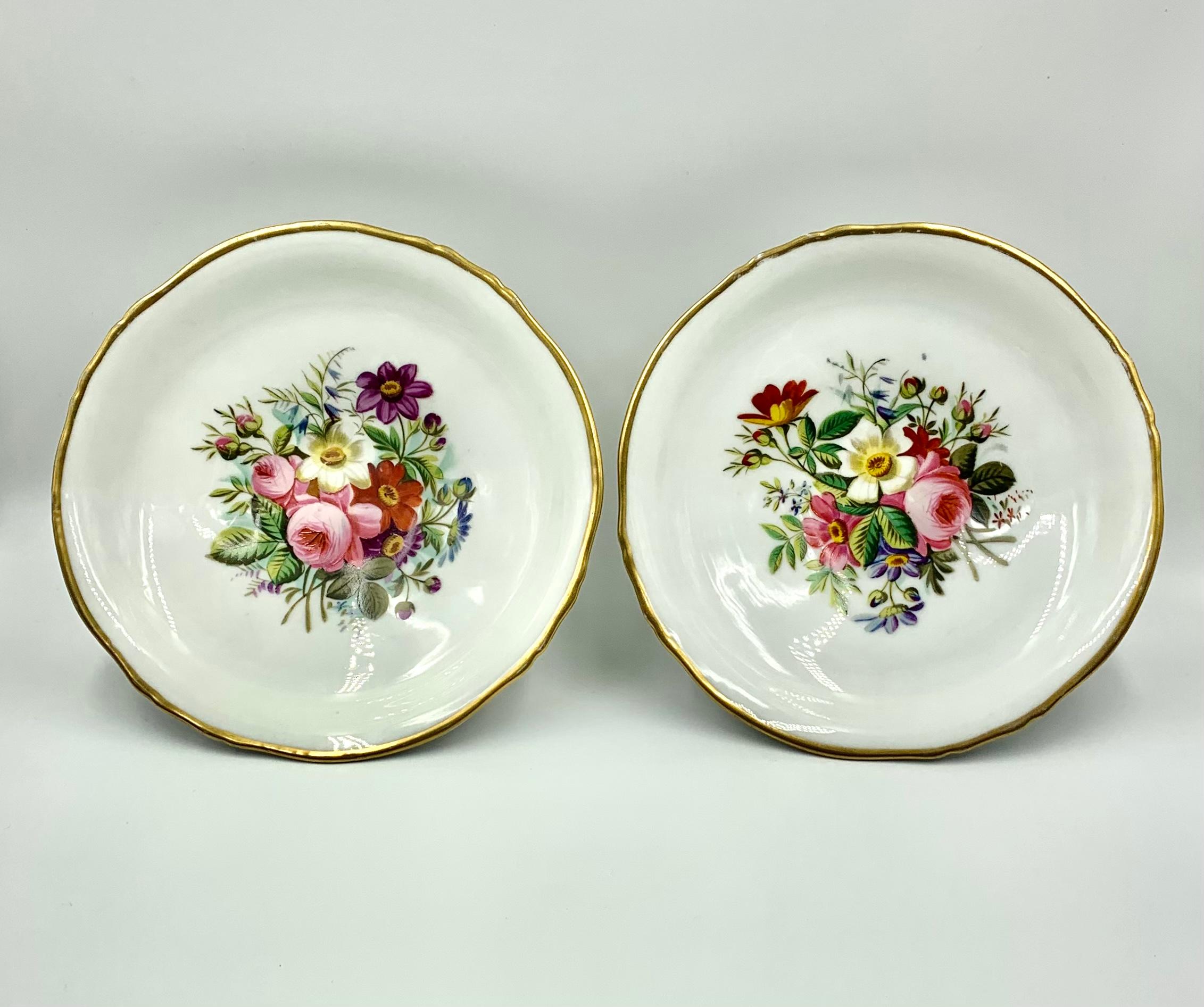 Antikes Vieux Pariser Porzellan-Dessertservice mit Blumenmotiv, handbemalt, fr 8 Personen (Französisch) im Angebot