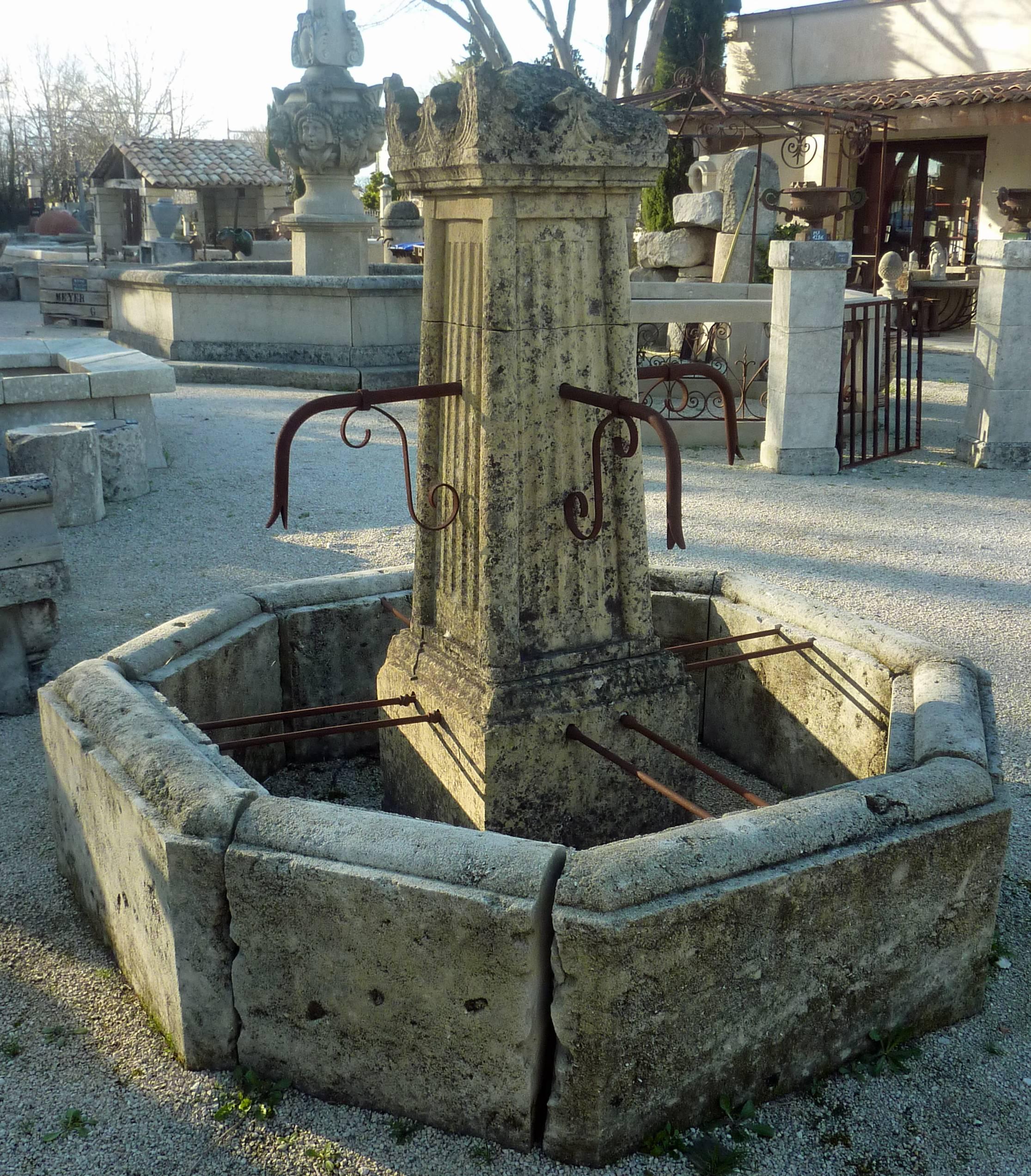 French Provincial Antique Village Central Fountain in Patinated Natural Limestone, Provence For Sale