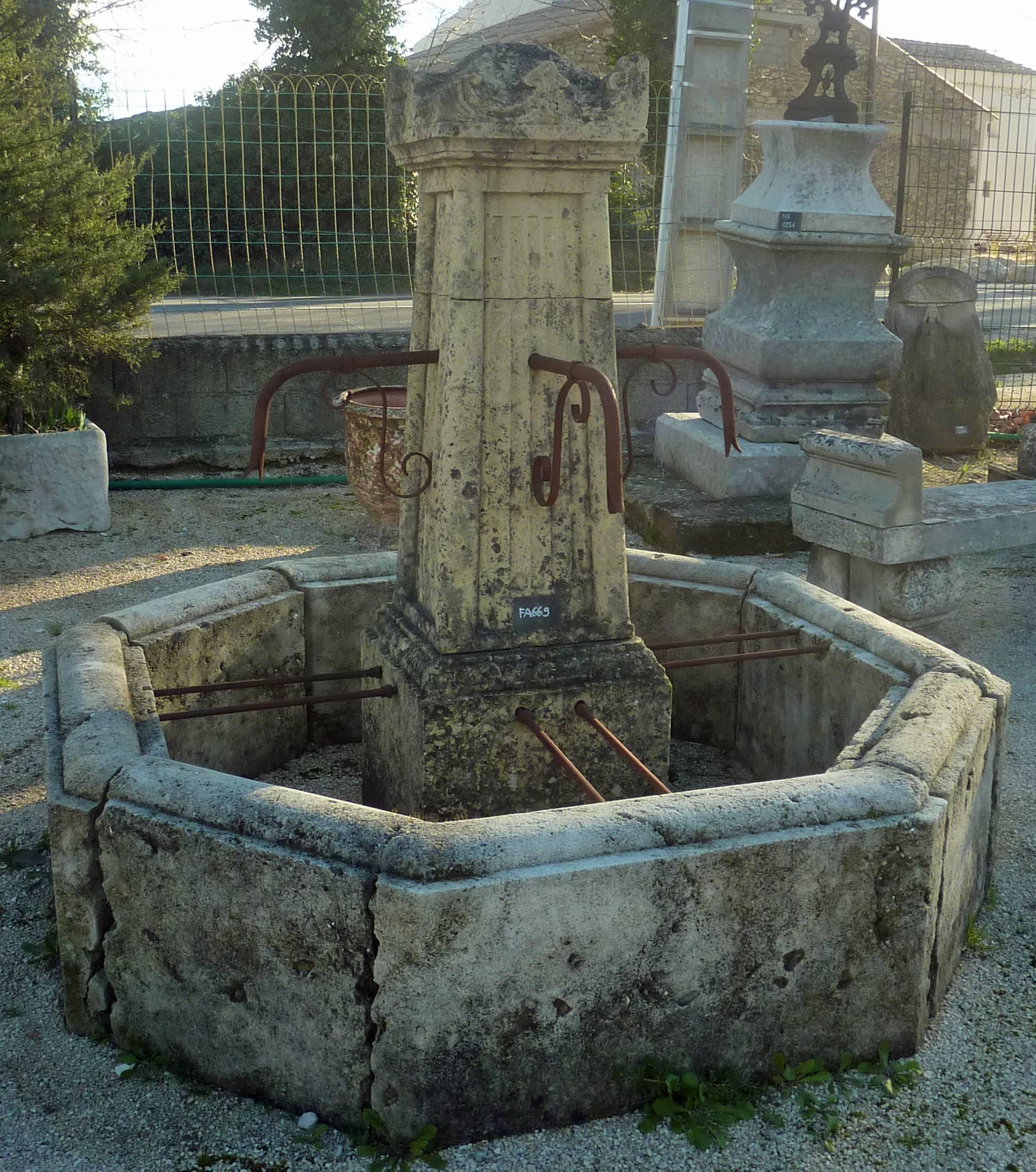 French Antique Village Central Fountain in Patinated Natural Limestone, Provence For Sale