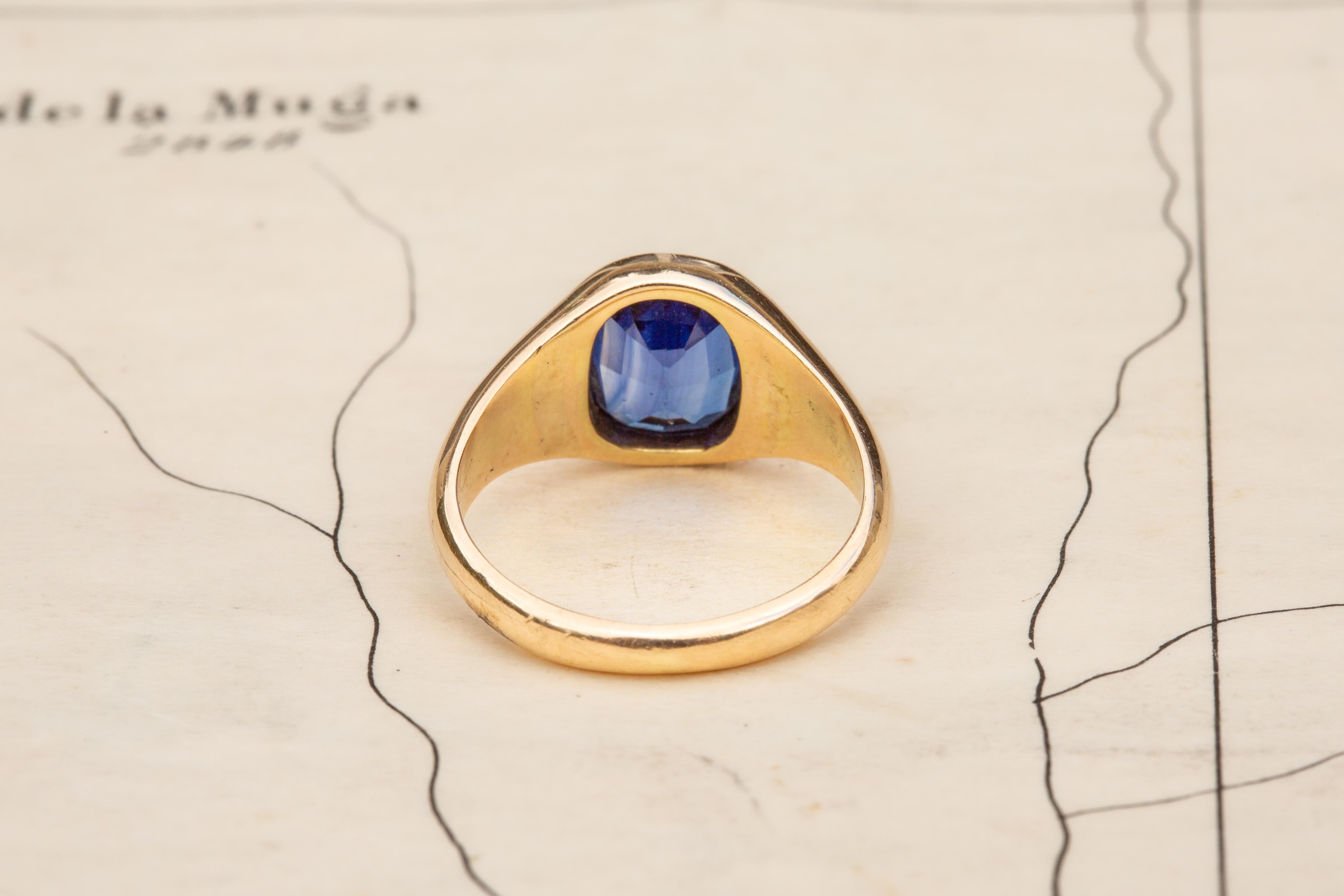 Oval Cut Antique Vintage 14k Gold Sapphire Solitaire Signet Ring, Midcentury, 1940s