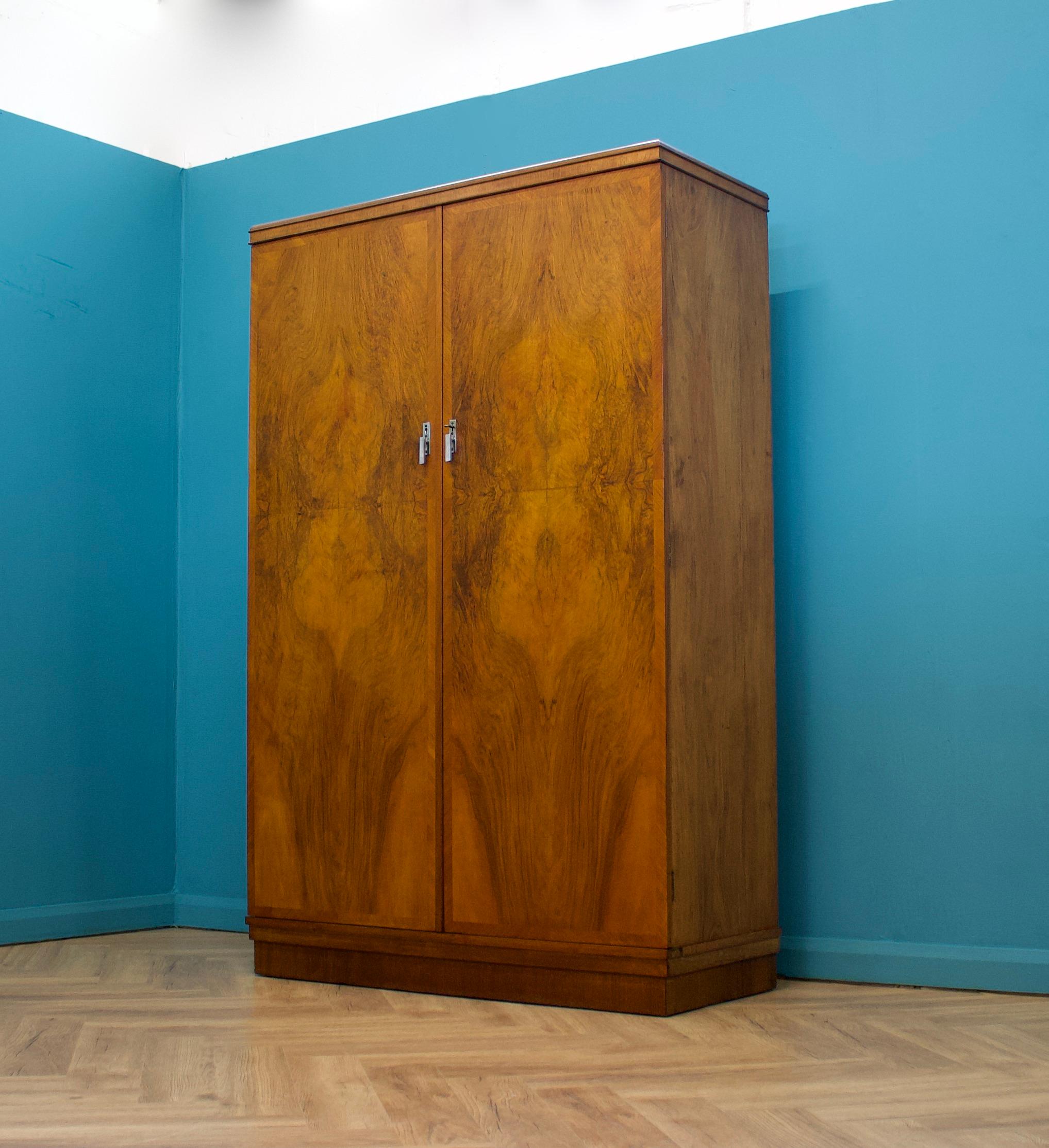 Antique Vintage Art Deco Burr Walnut Compactum Wardrobe from Verithing, 1930s In Good Condition In South Shields, GB