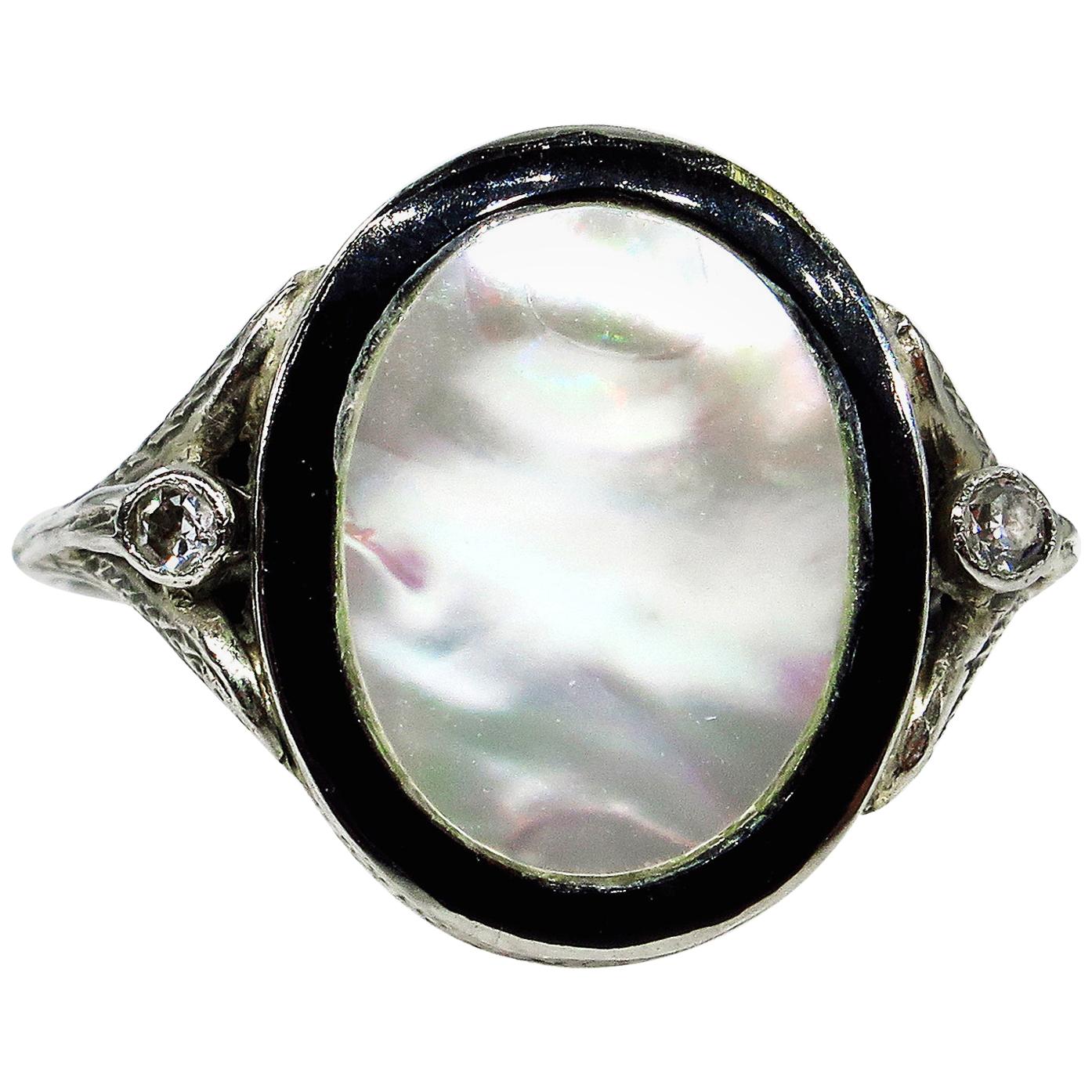 Antique Vintage Art Deco Mother of Pearl and Diamond Platinum Ring