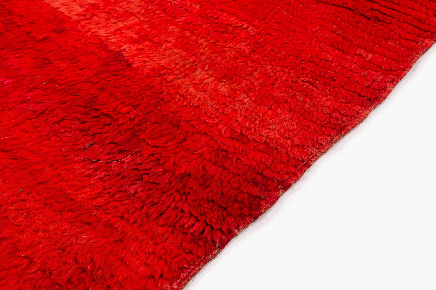 Alfombra marroquí antigua de lana con flecos Vintage Auténtico Rojo en venta 2