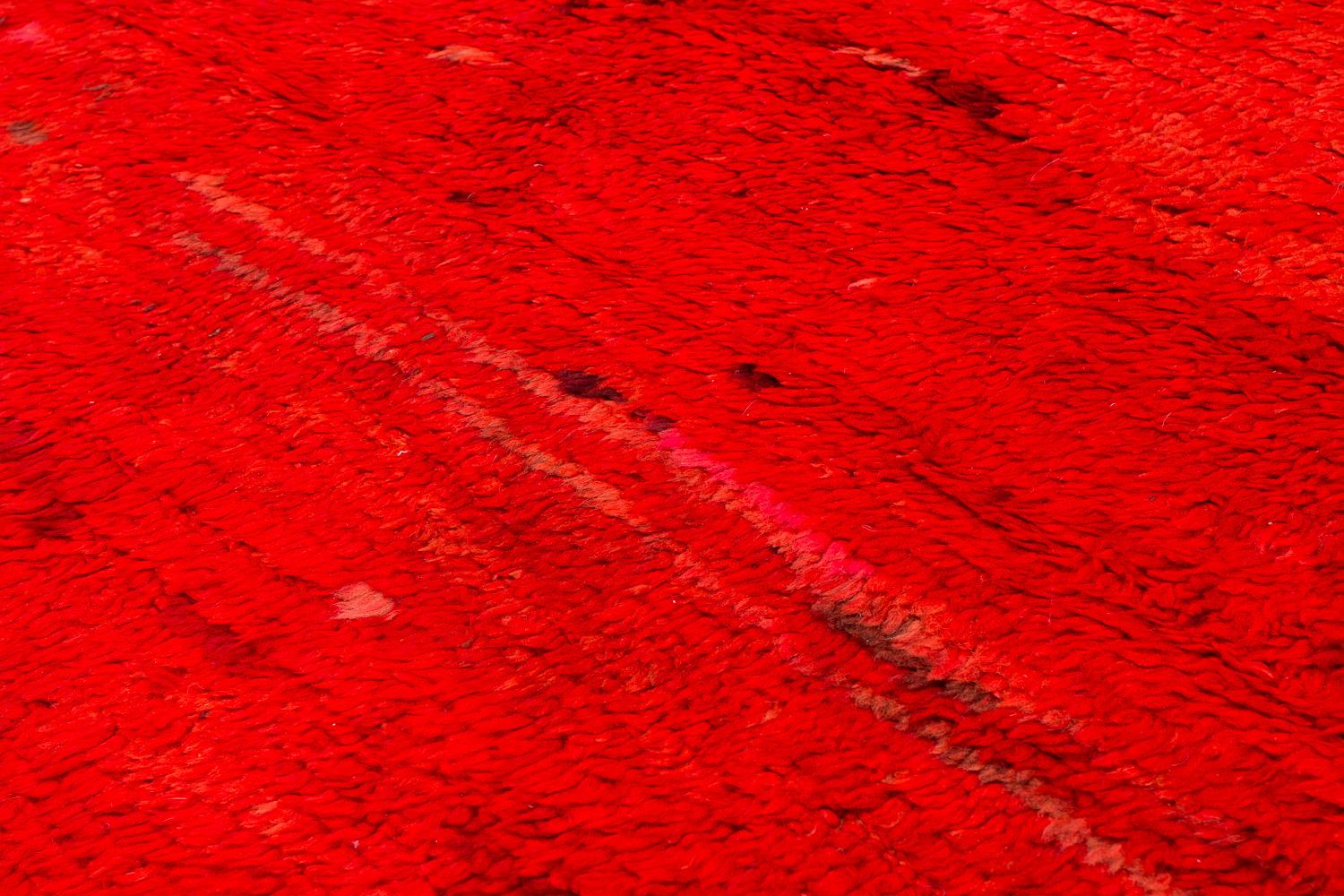 Alfombra marroquí antigua de lana con flecos Vintage Auténtico Rojo Marroquí en venta