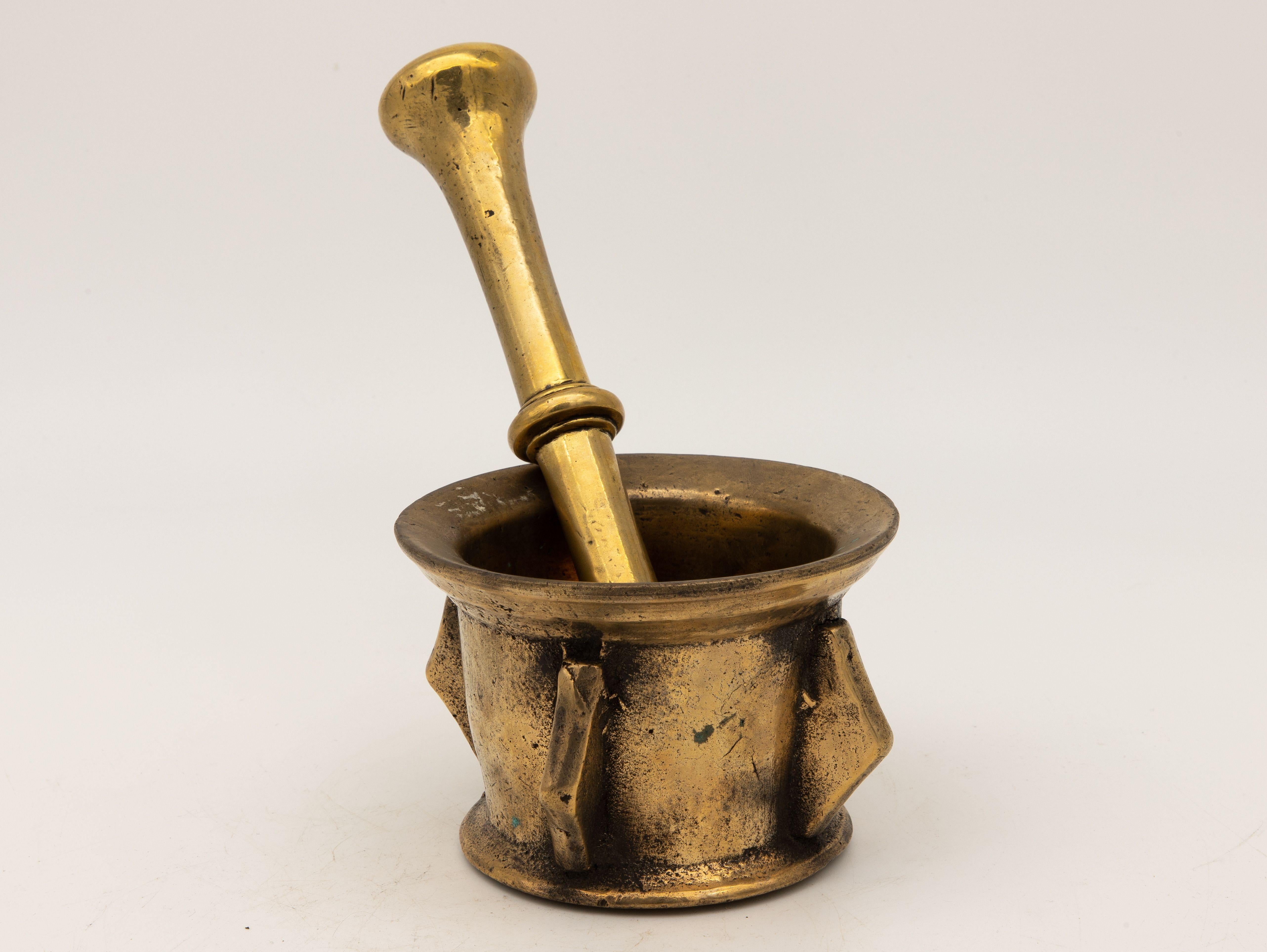 antique mortar and pestle value