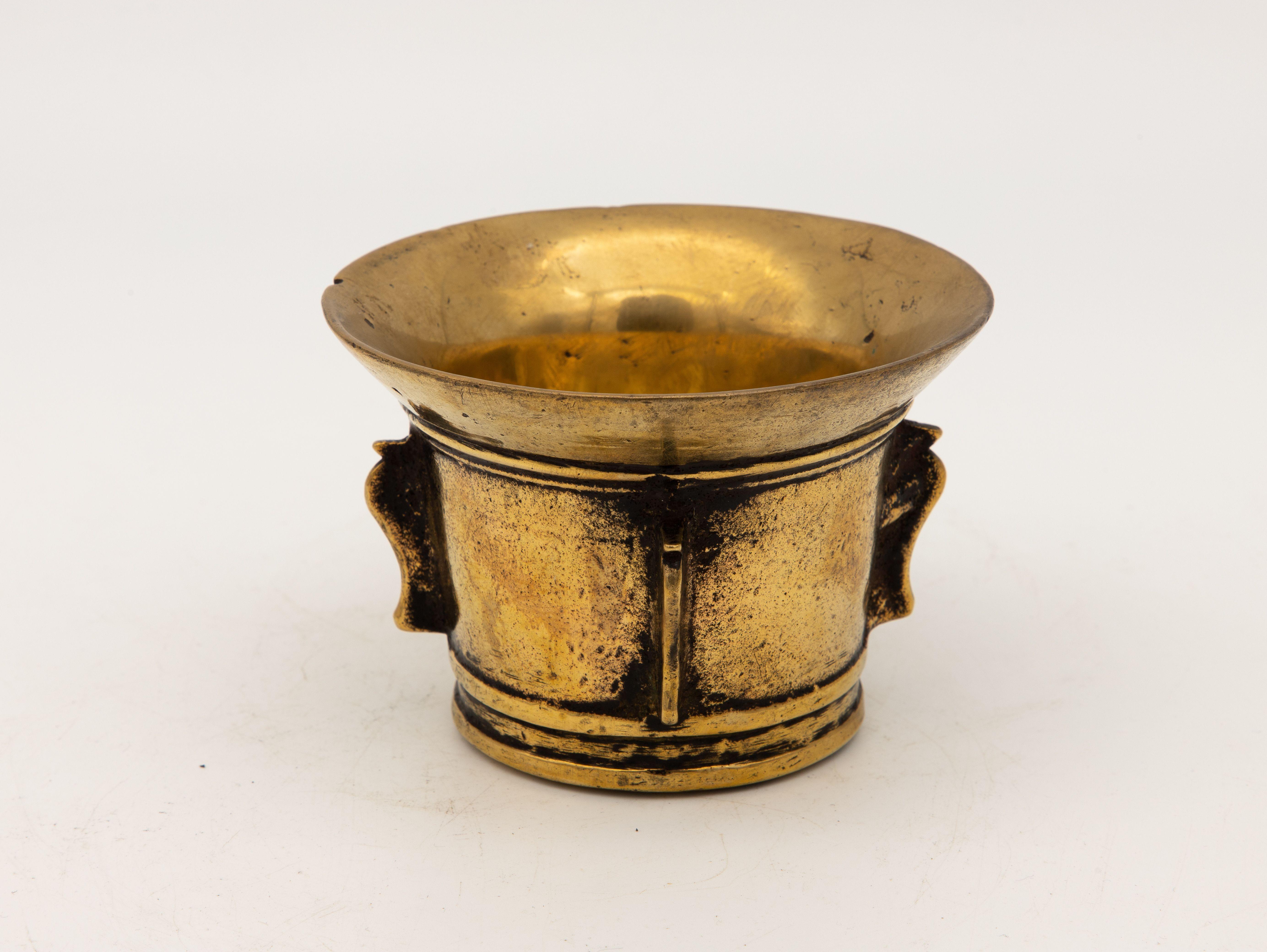 brass mortar and pestle antique