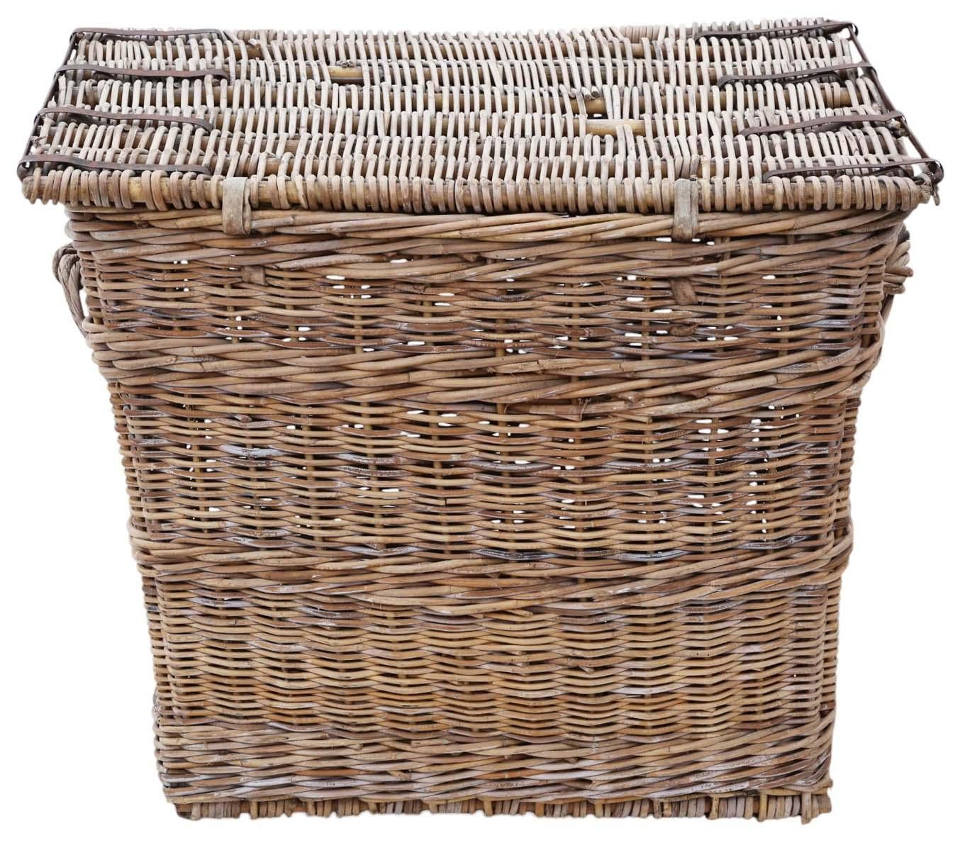 Ancien corbeau de rangement ou panier de rangement très grand et solide en vente 1