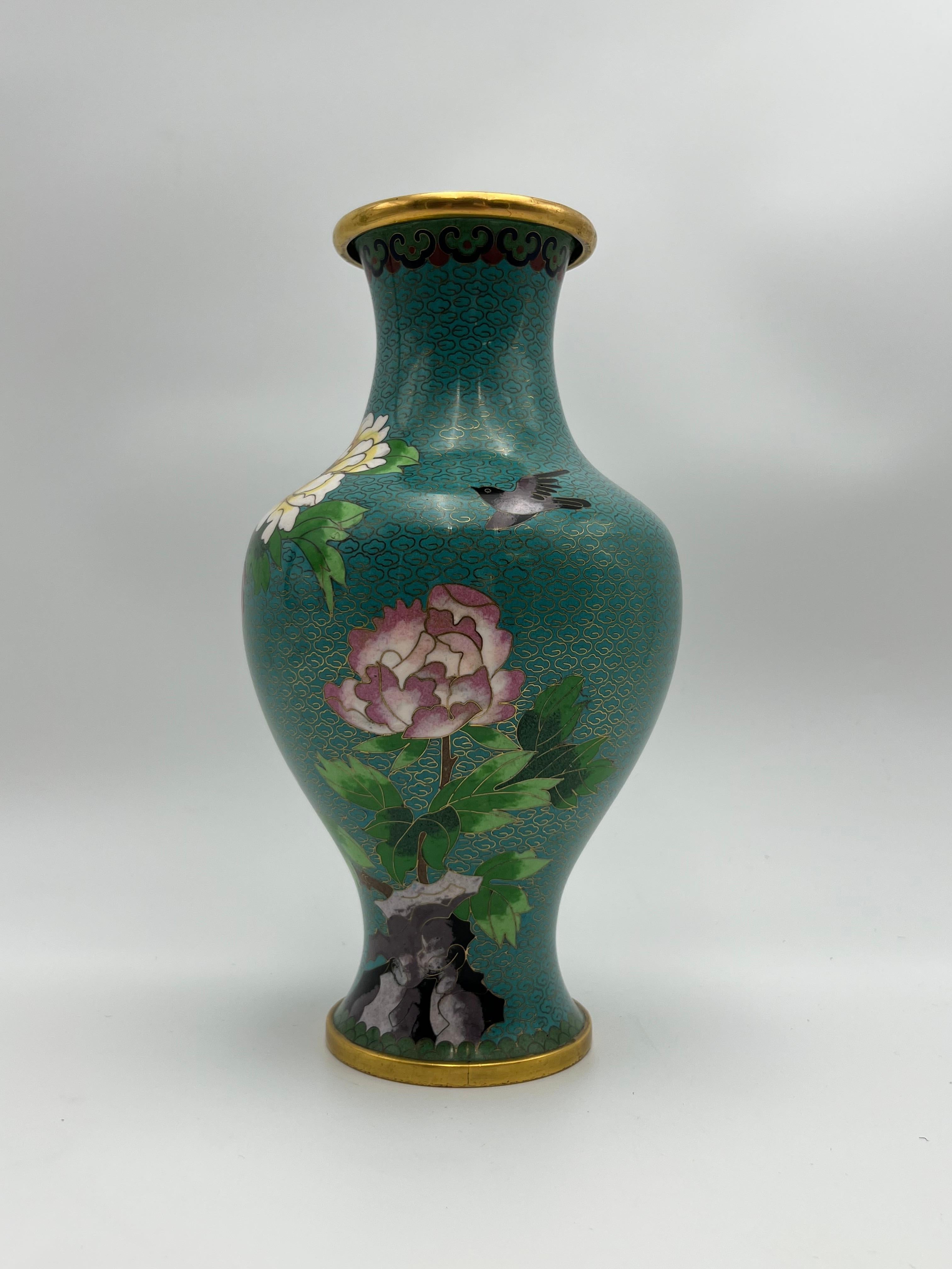 Vaso di cloisonne cinese antico / d'epoca in vendita 2