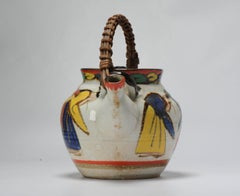 Théière colorée ancienne/ancienne avec personnages et poignée, 20e siècle