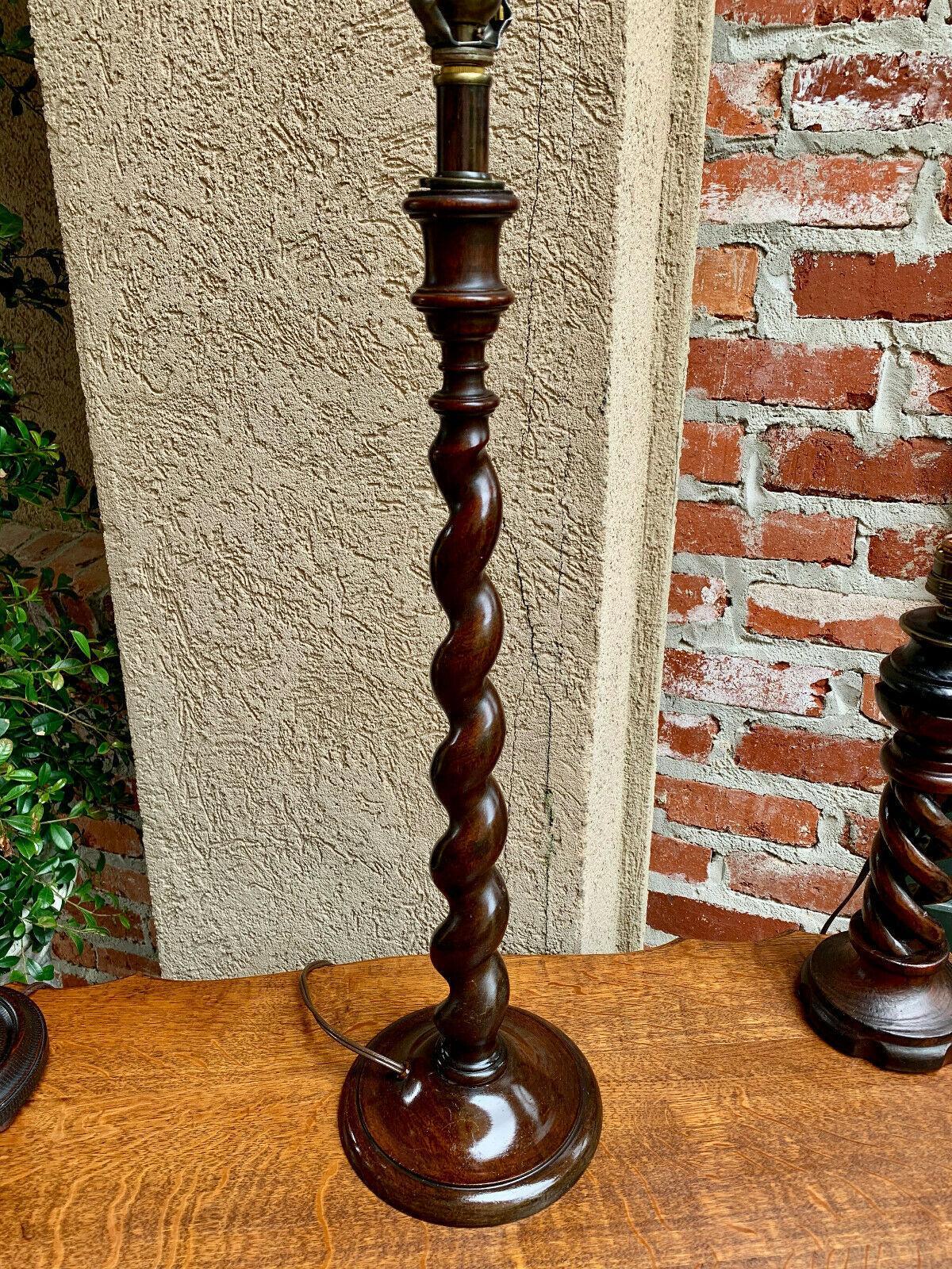 Edwardian Antique Vintage English Dark Oak Barley Twist Desk Table Buffet Lamp Light