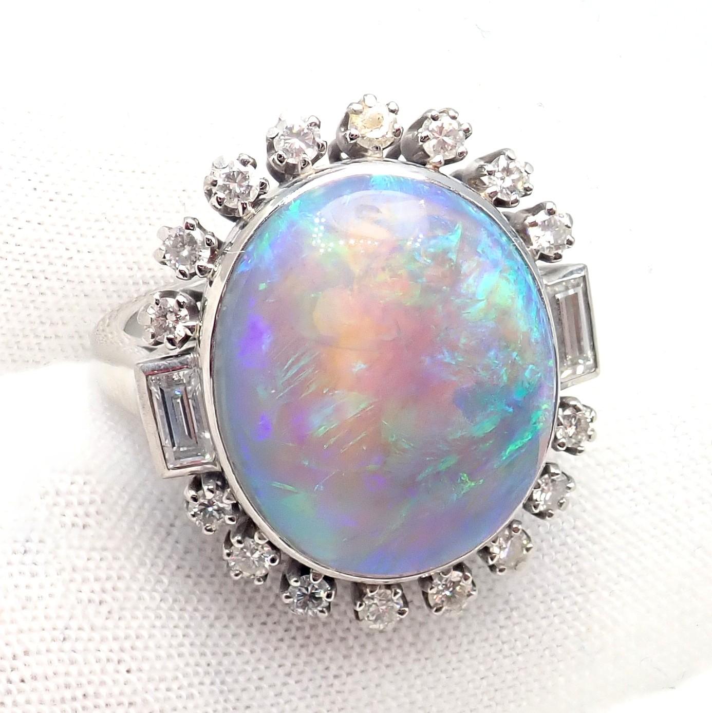 Antiker Vintage By Diamant und Opal Palladium Ring (Brillantschliff) im Angebot