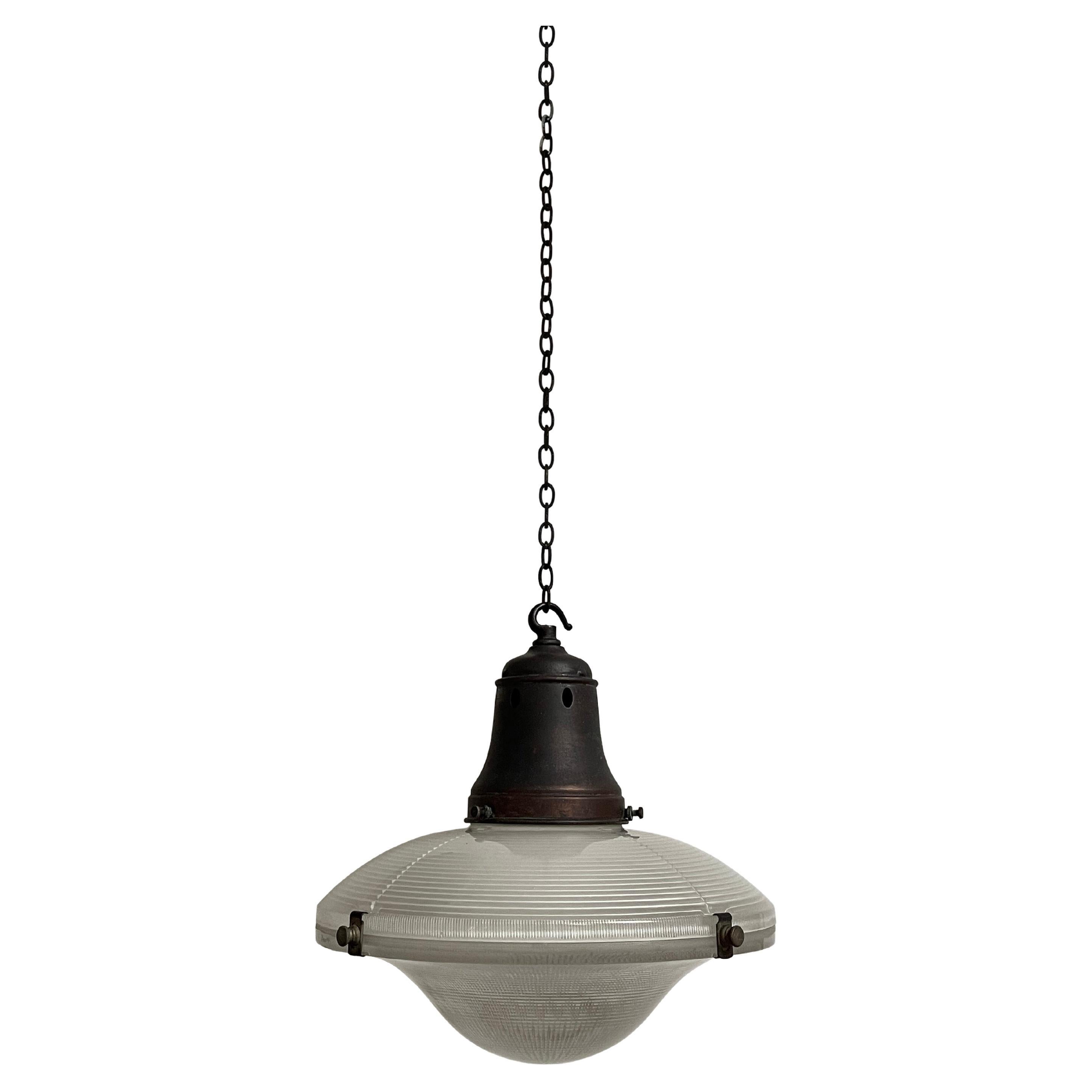 Lampe pendante en verre prismatique pour plafond, Antiquities Vintage Industrial Holophane