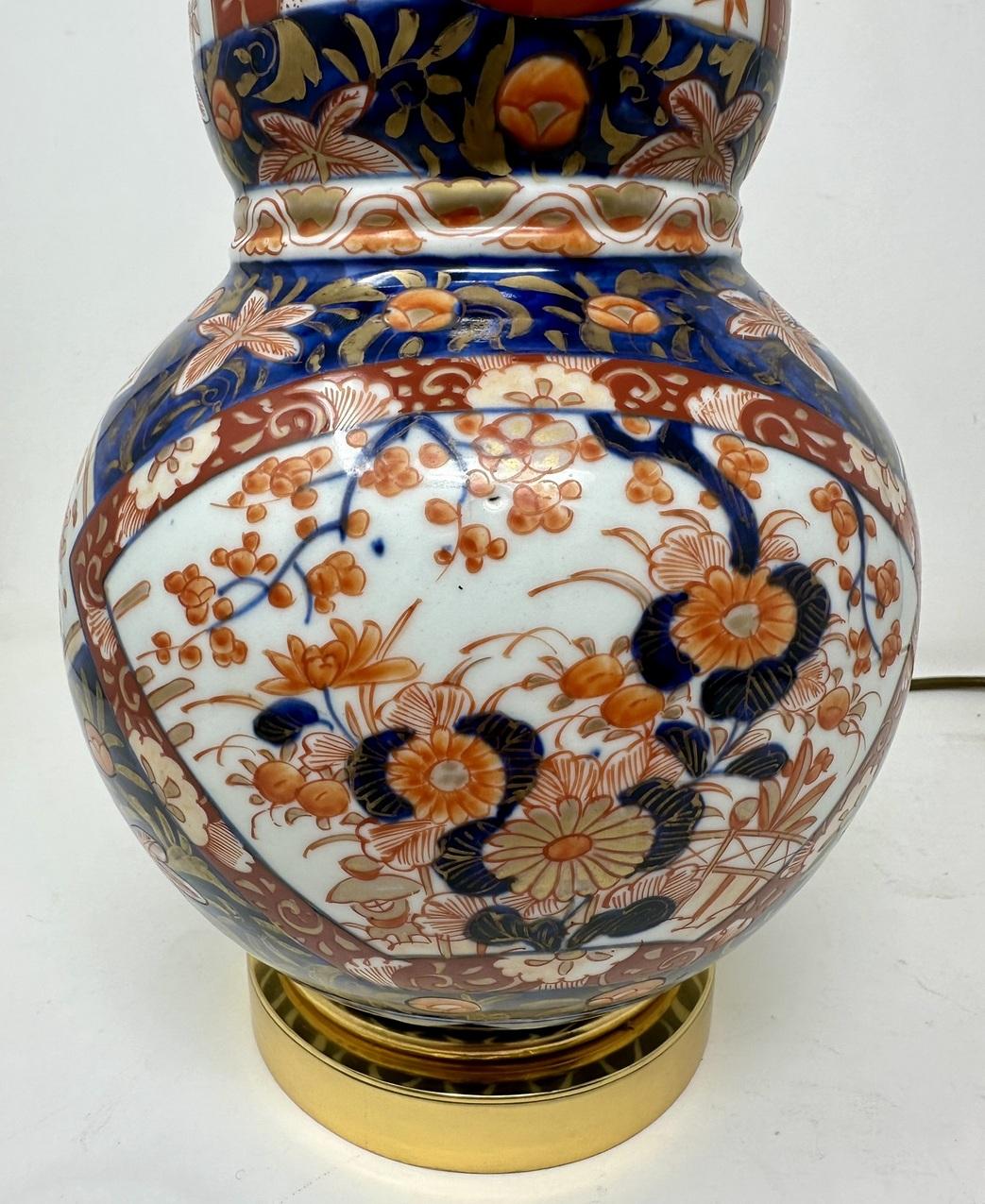 Céramique Antique Vintage Japanese Chinese Imari Porcelain Ormolu Table Lamp Blue Red   en vente