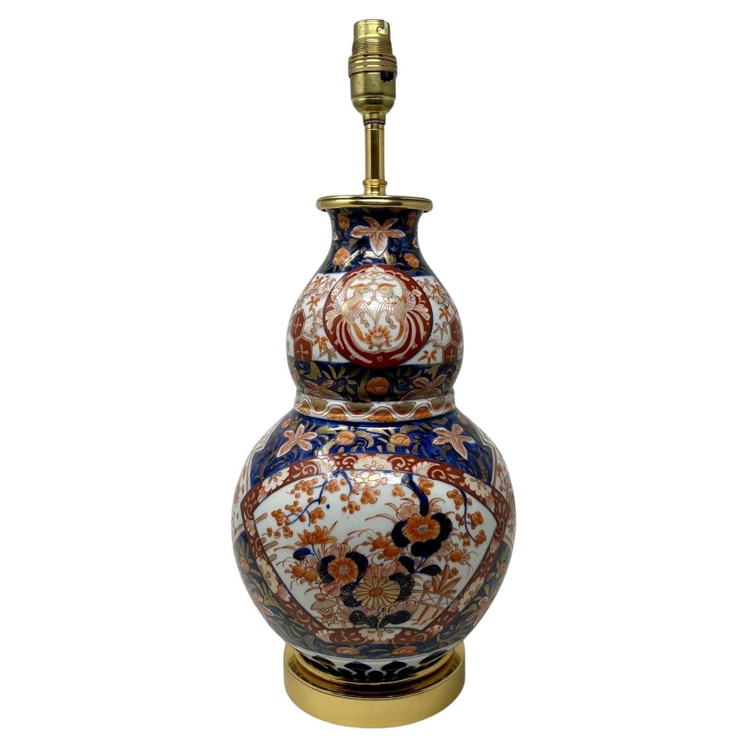 Antique Vintage Japanese Chinese Imari Porcelain Ormolu Table Lamp Blue Red   For Sale
