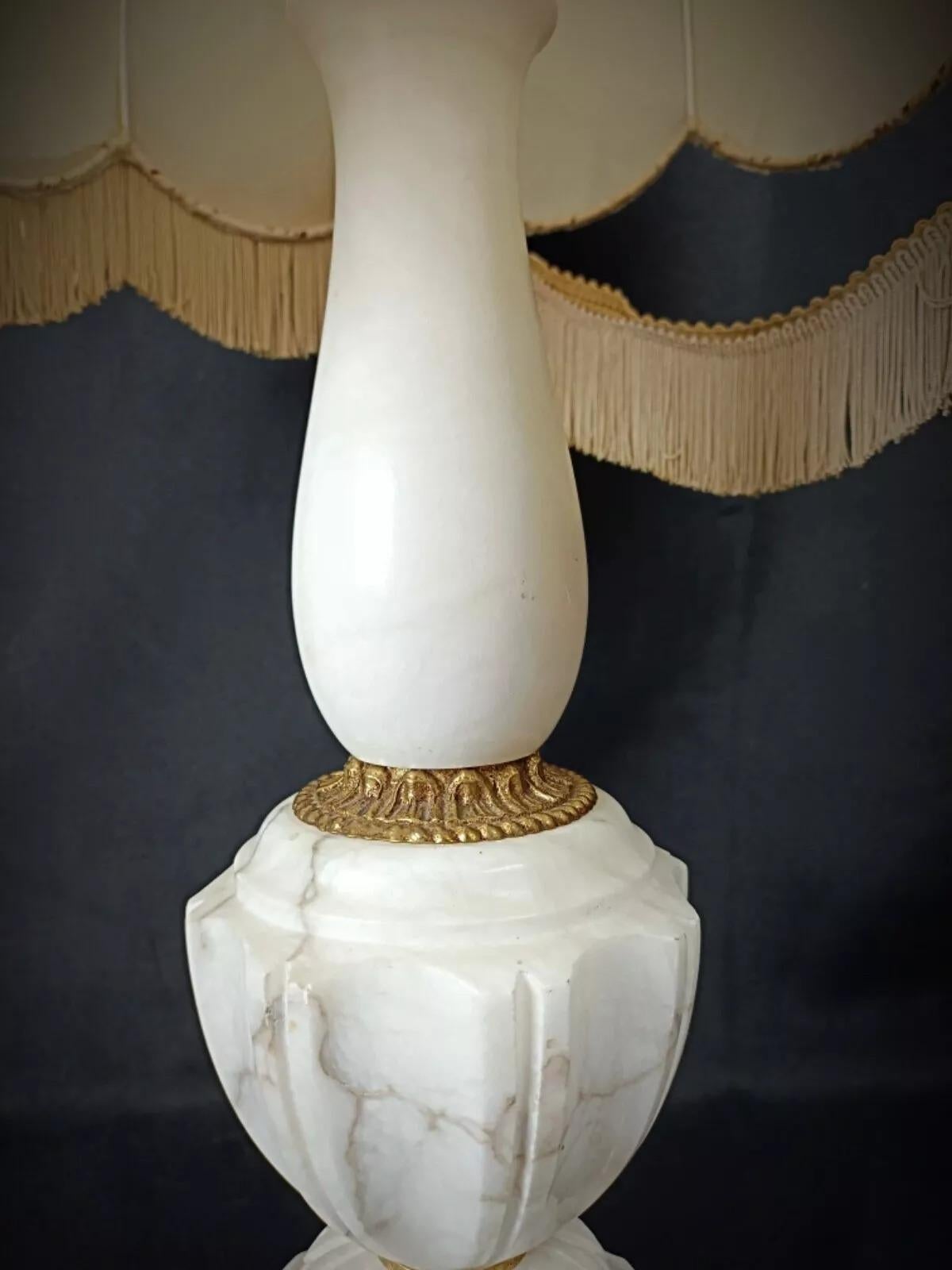 Antique Vintage Lamp Base in Alabaster and Brass with Lampshade - 2Y231 For Sale 3