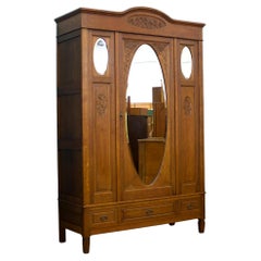 Antique Vintage Grande Armadio in Quercia Art Nouveau Francese, inizio XX secolo