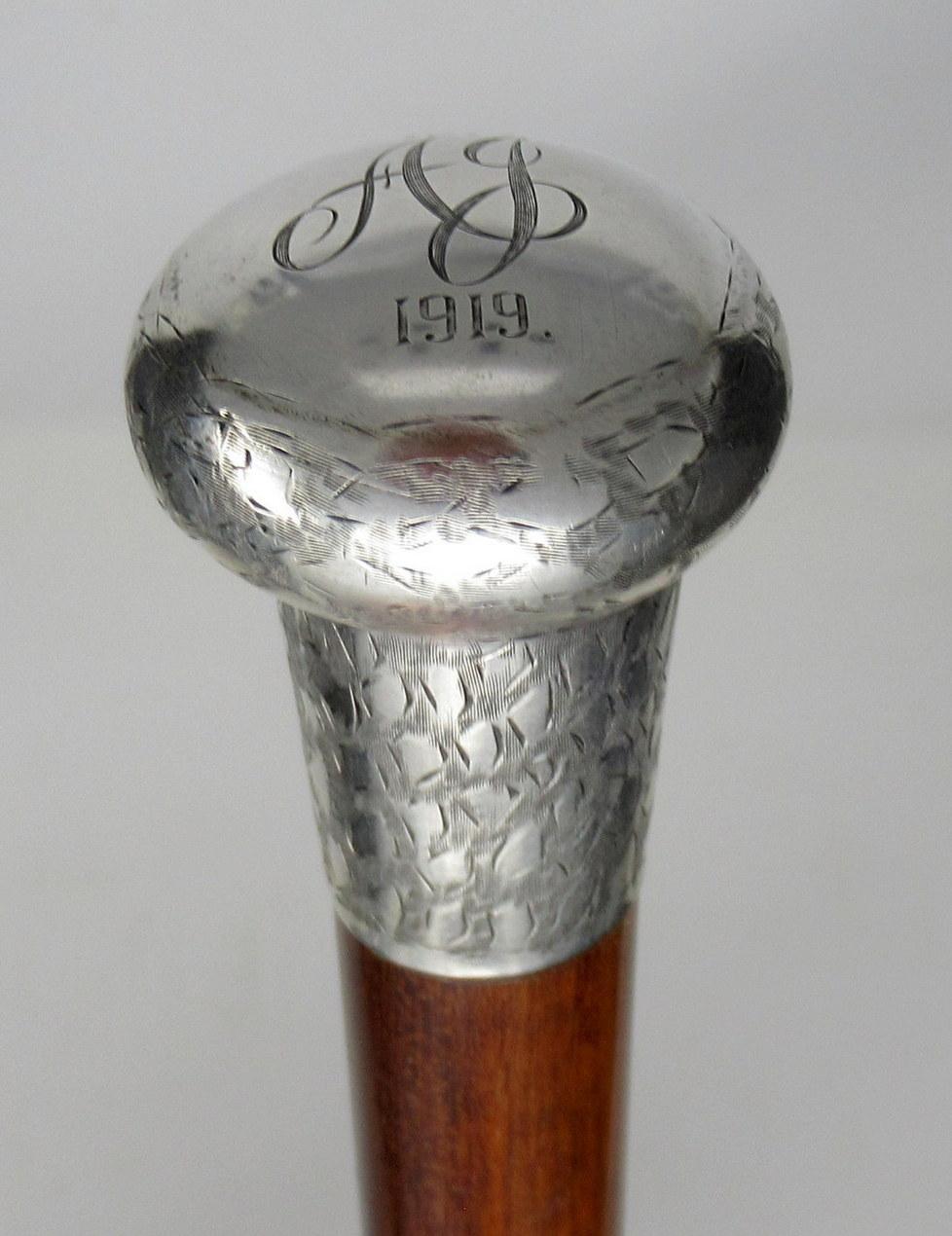 Antique Vintage Malaca Walking Stick Cane Sterling Silver Handle London 1919 In Good Condition In Dublin, Ireland