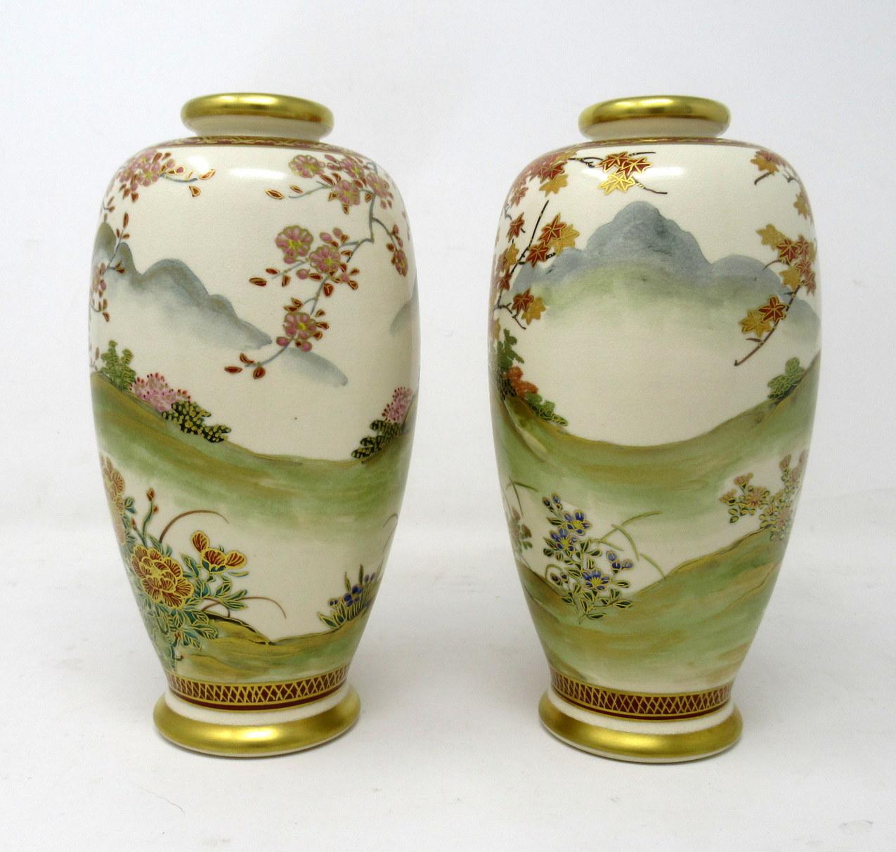 20th Century Antique Vintage Pair Japanese Hand Painted Gilt Vases Meiji Period Japan Figures