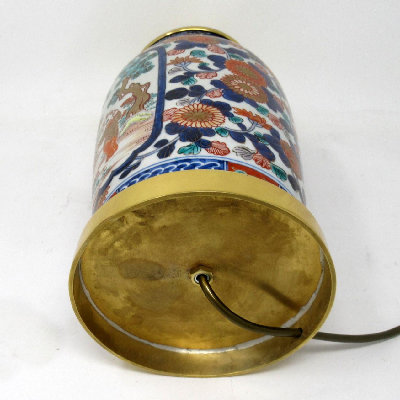 Antique Vintage Pair of Imari Porcelain Ormolu Table Lamps Cobalt Blue Red 1