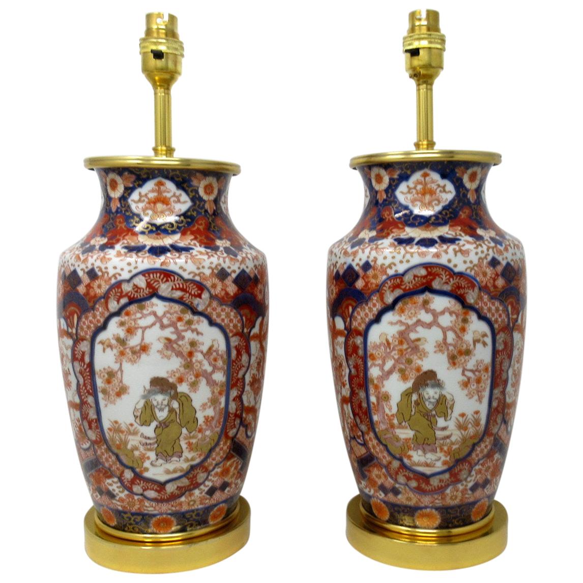 Antique Vintage Pair of Japanese Imari Porcelain Ormolu Lamps Cobalt Blue Red