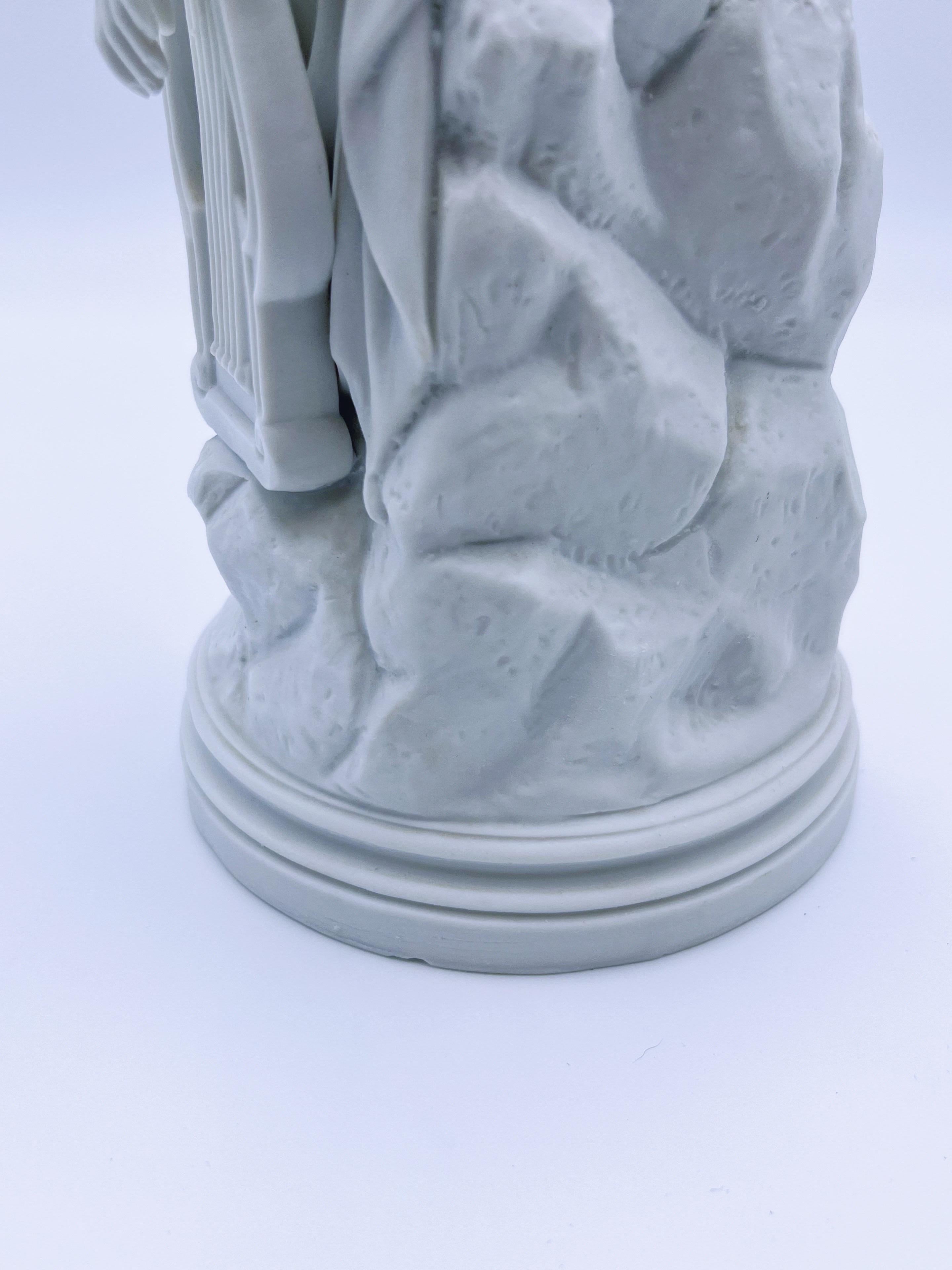 Statuetta in porcellana Parian Biscuit antica/vecchia di 'Lurline' in vendita 4