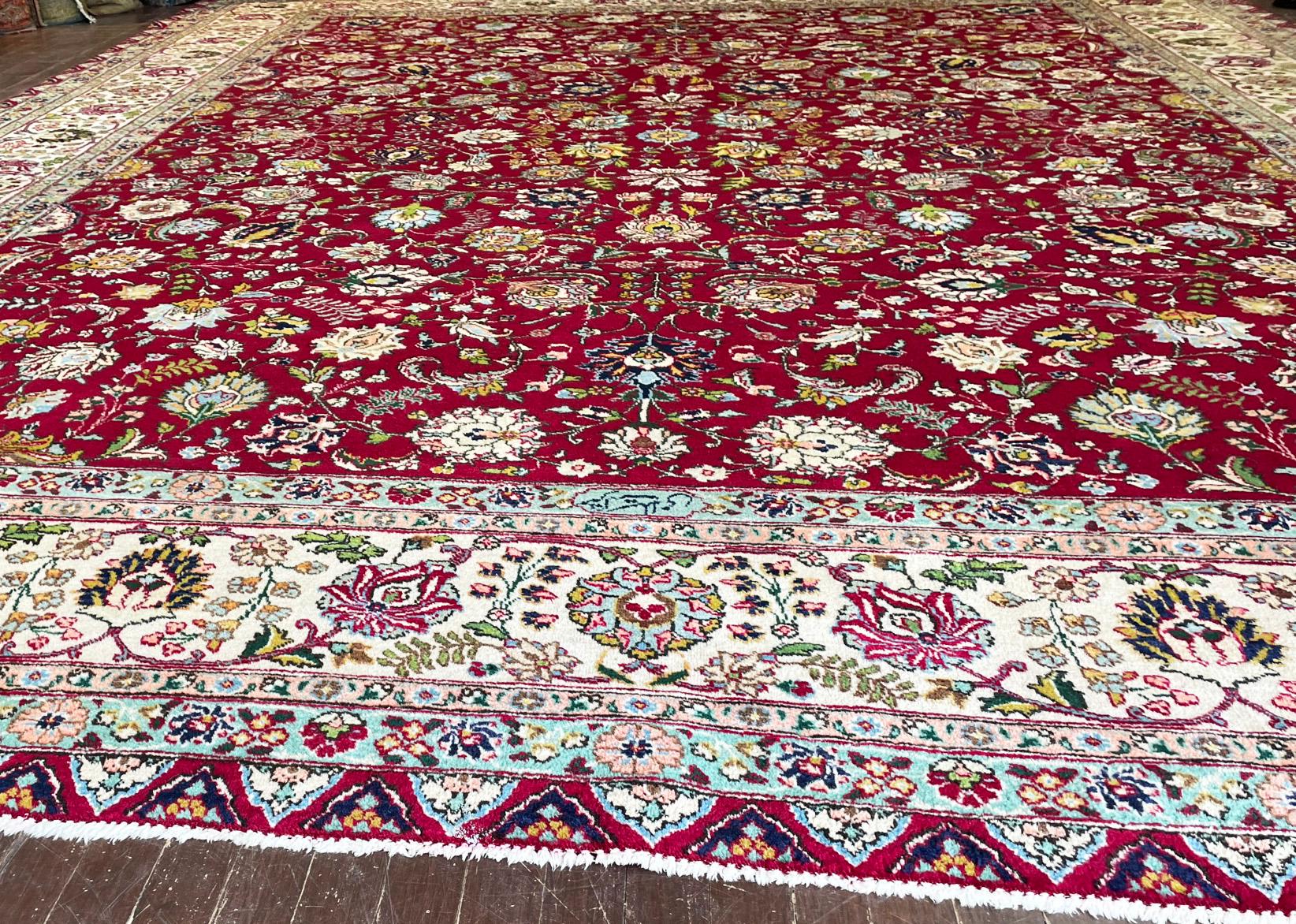 Tapis persan de Tabriz ancien/ancien, 2,69 m x 3,78 m, c-1940 en vente 1