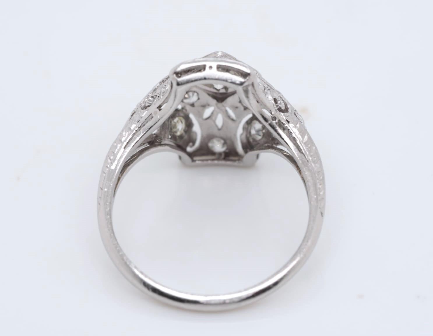 Antique Vintage Platinum 0.5 ct Old European Cut Diamond Engagement Ring For Sale 2