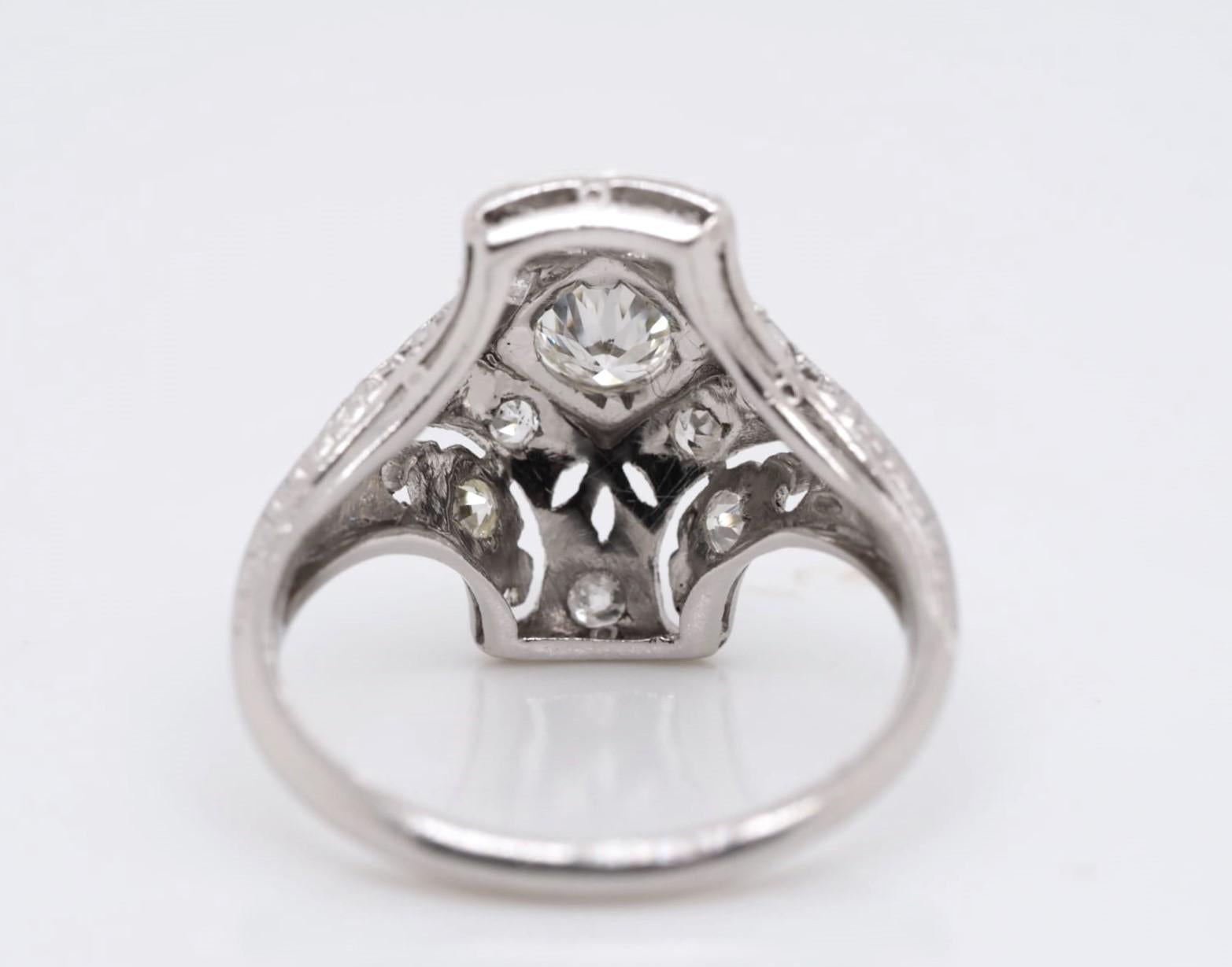 Antique Vintage Platinum 0.5 ct Old European Cut Diamond Engagement Ring For Sale 3