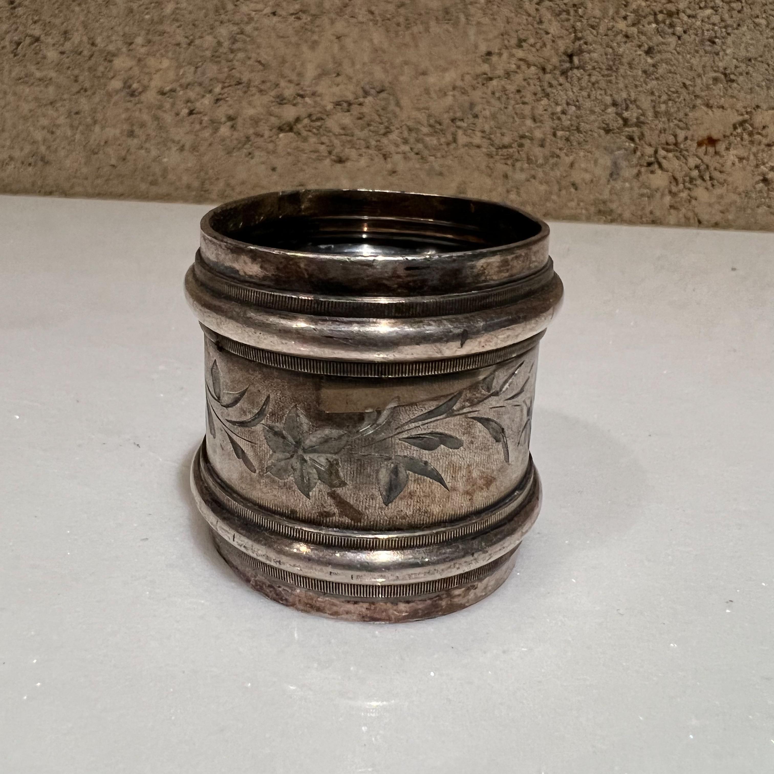 Mid-20th Century Antique Vintage Pretty Floral Silverplated Napkin Ring Holder inscribed Mother