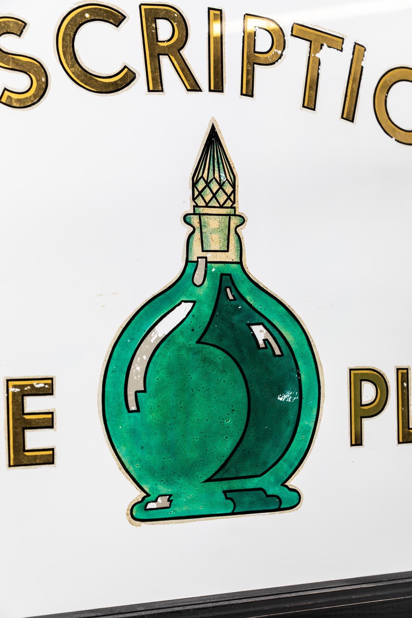 Antikes rückseitig bemaltes Chemist- Pharmacy-Schild aus Glas im Vintage-Stil, um 1930 im Angebot 5