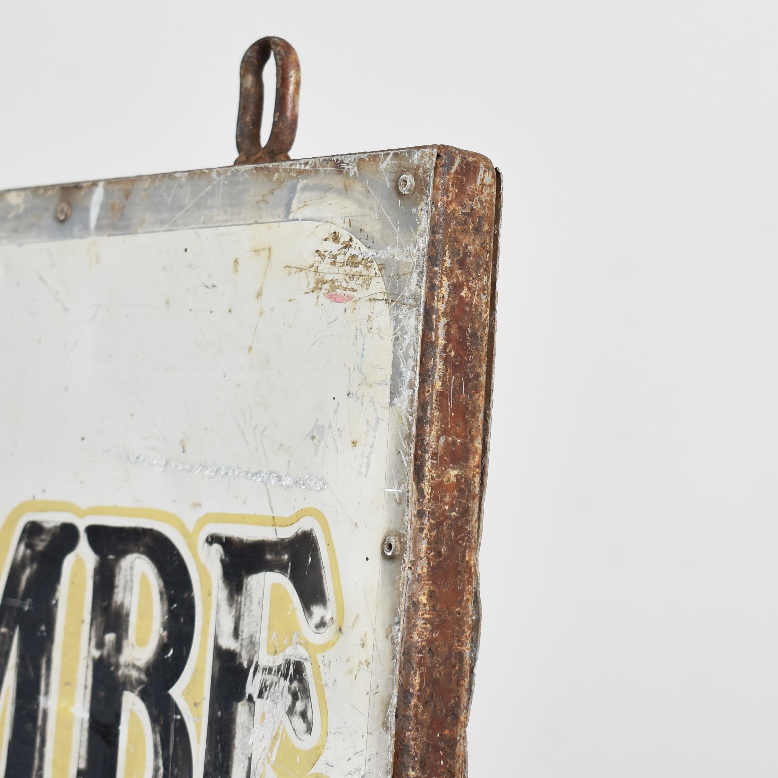 The Farm Antiques Vintage Rustic Folk Art Metal Sign In condizioni deteriorate in vendita a Stockbridge, GB