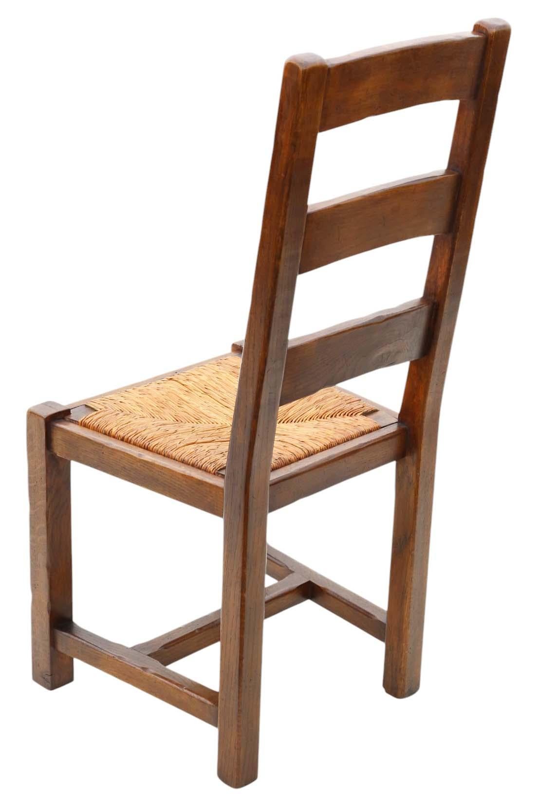Antico set di 8 sedie da pranzo in Oak c.1930 - 6 sedie laterali + 2 poltrone in vendita 3