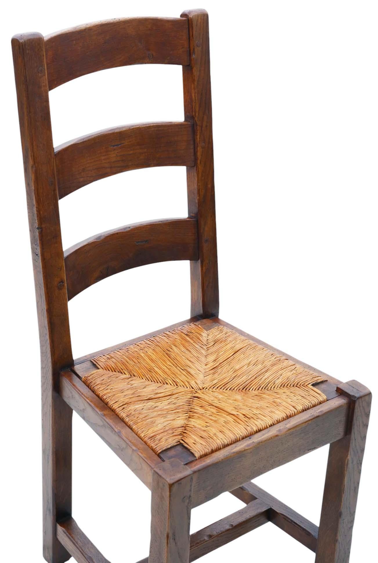 Antico set di 8 sedie da pranzo in Oak c.1930 - 6 sedie laterali + 2 poltrone in vendita 4